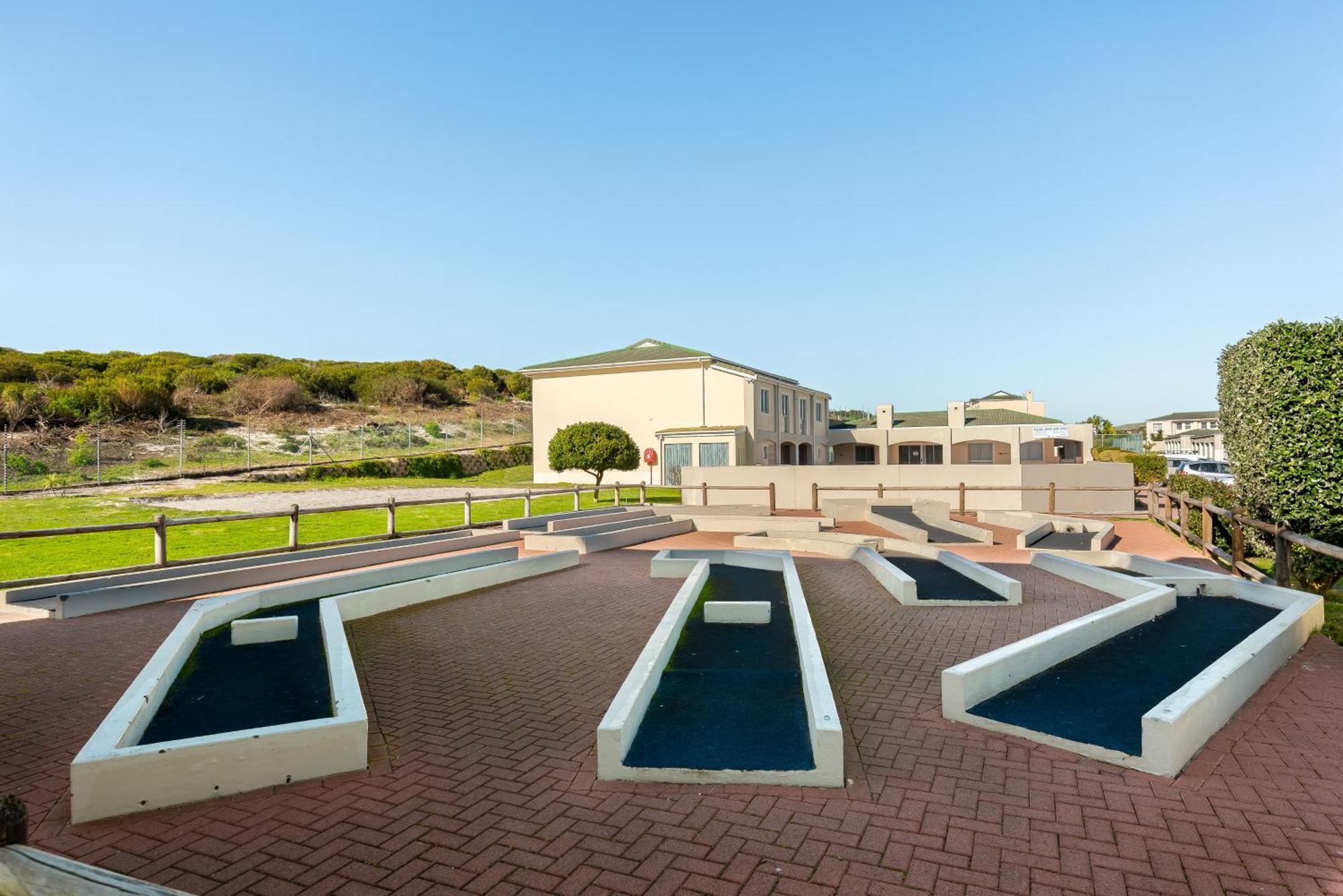 90 St Tropez Big Bay Club Apartamento *