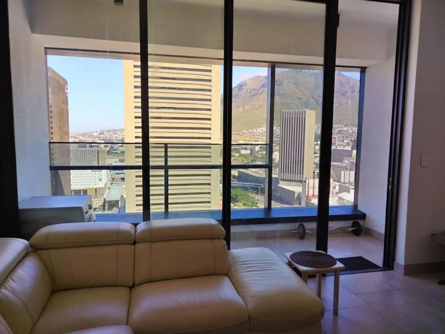 Apartment Luxury Self-catering The Rubik Cape Town