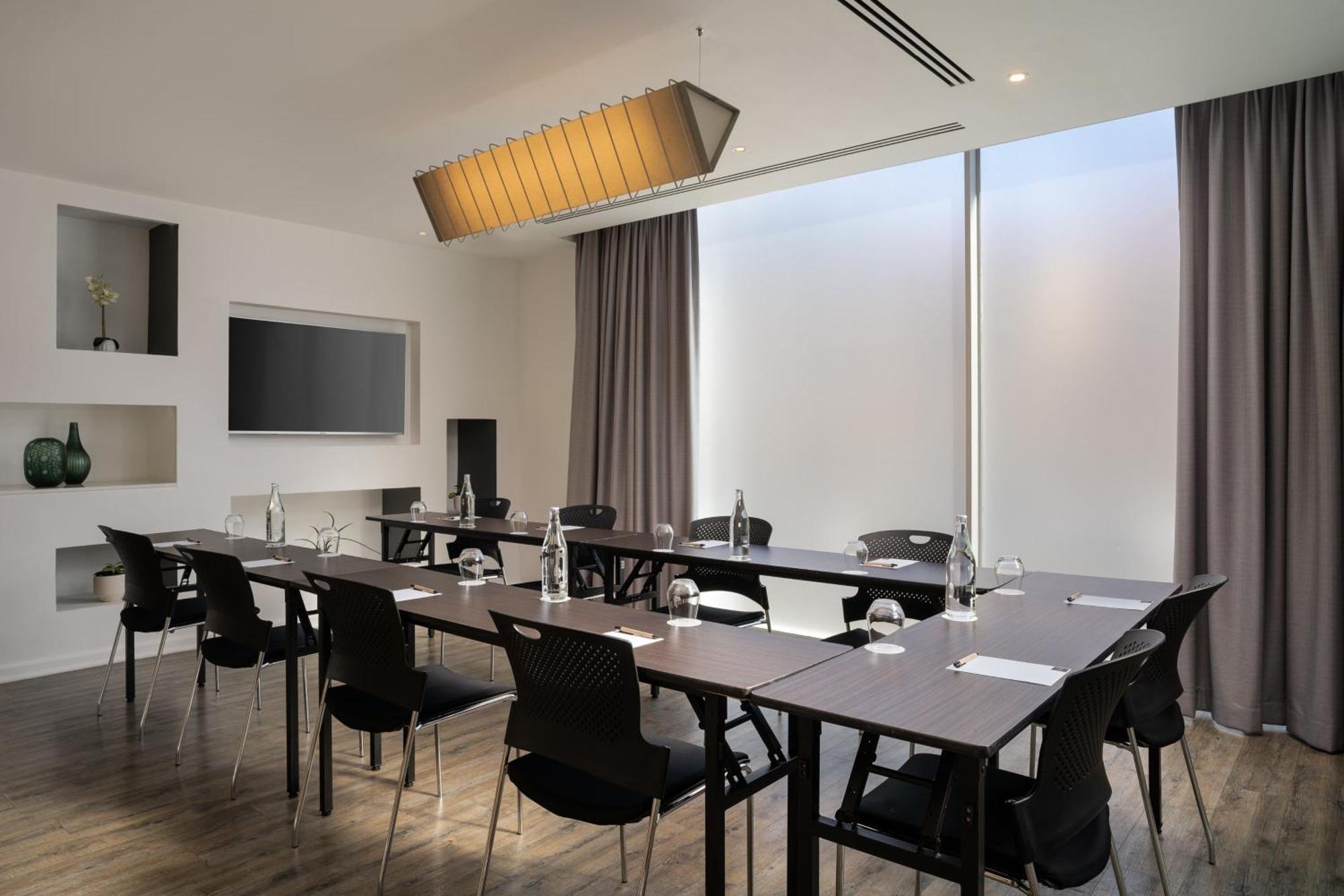 Protea Fire & Ice By Marriott 4* Cape Town