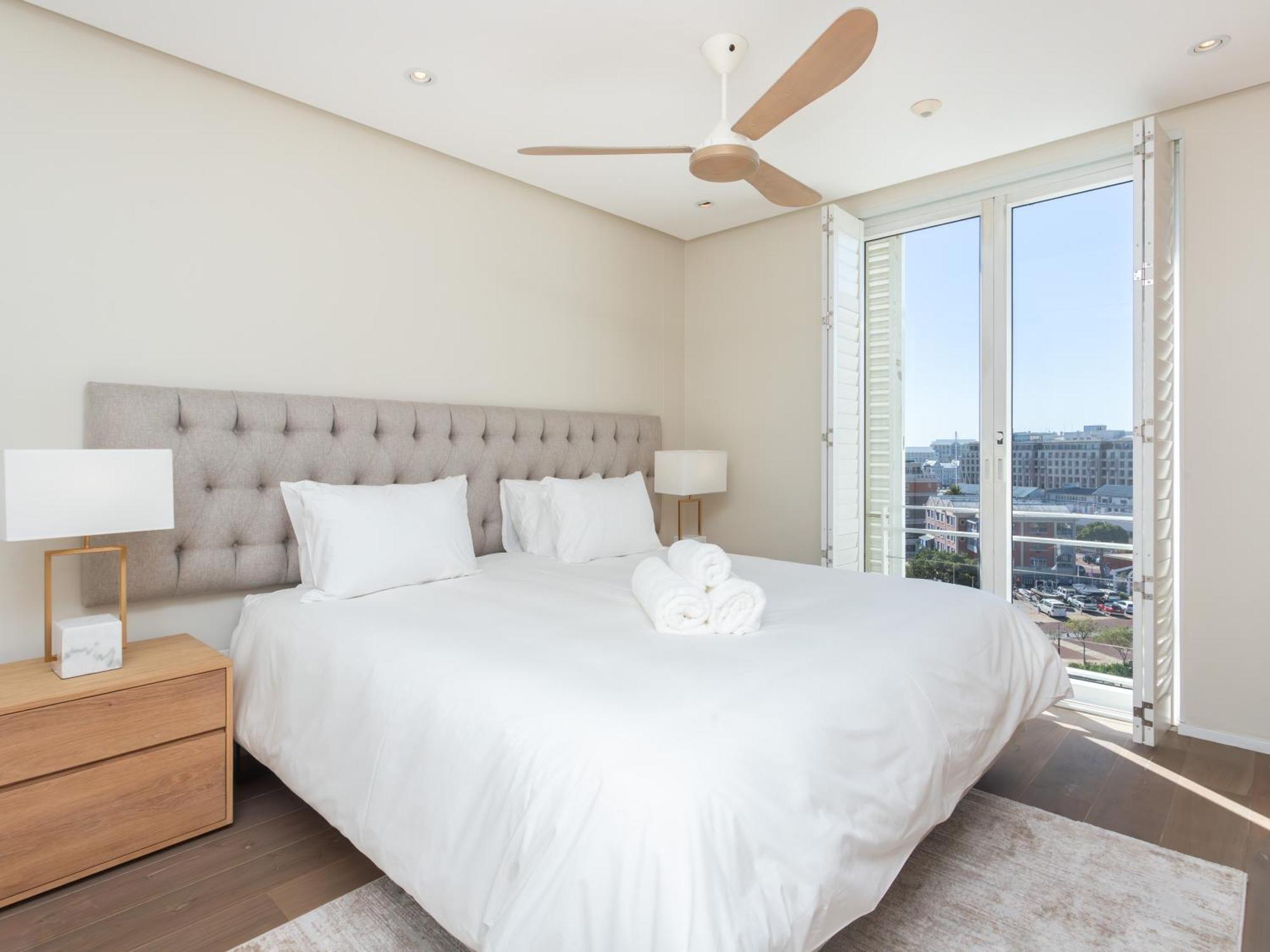 Mountain Marina Luxury * Cape Town