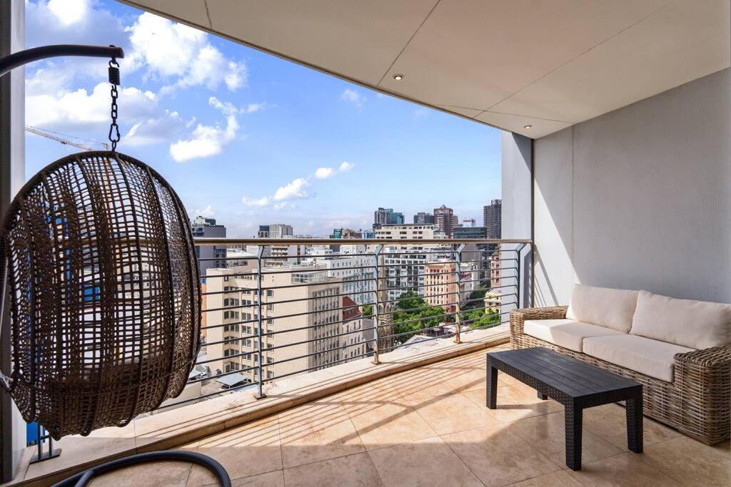 Stylish 2-bed In The Heart Of