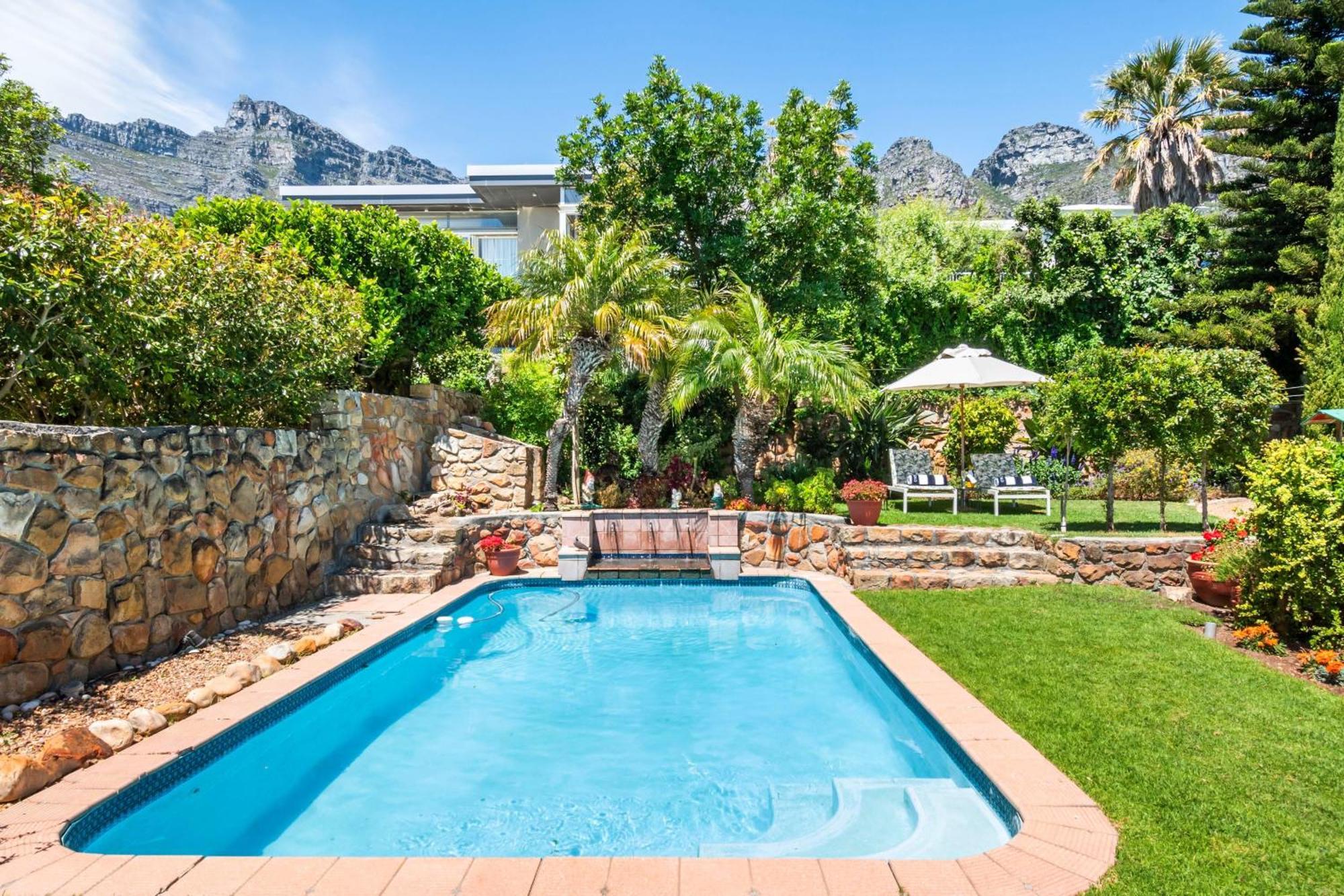 Atlantic Sunsets Camps Bay Villa With Ocean Views