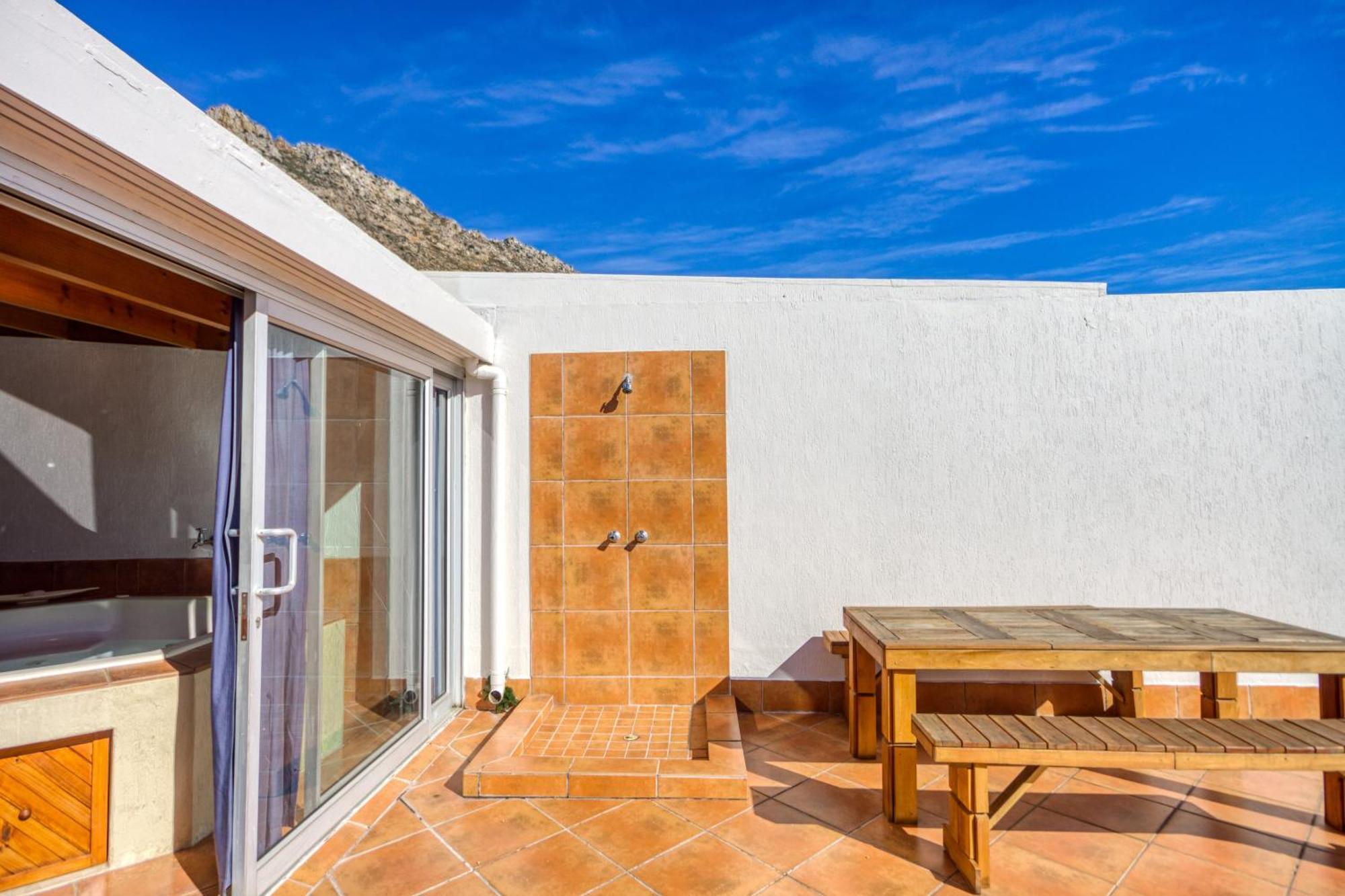 20 Cape Gordonia, Gordon's Bay