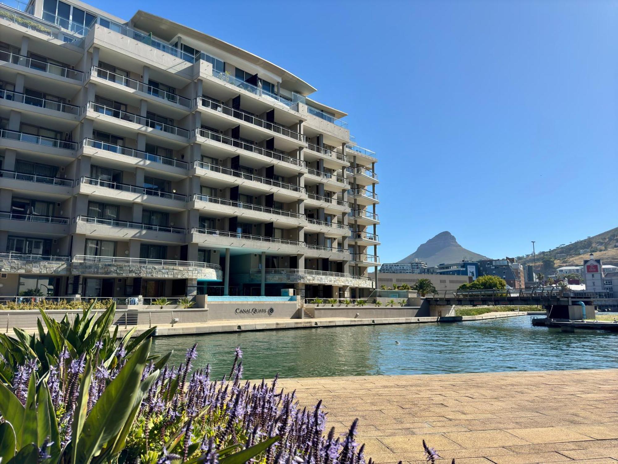 Waterfront Canal - Fully Equipped One Bedroom * Cape Town