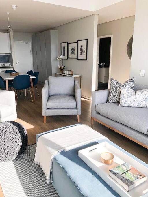 Axis-luxury Two Bedroom With Ocean And Mountain Views - 3 Apartment *