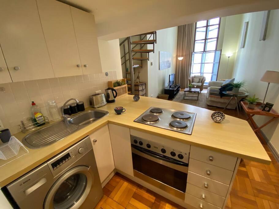 Apartment Art Deco Mutual Heights Loft *