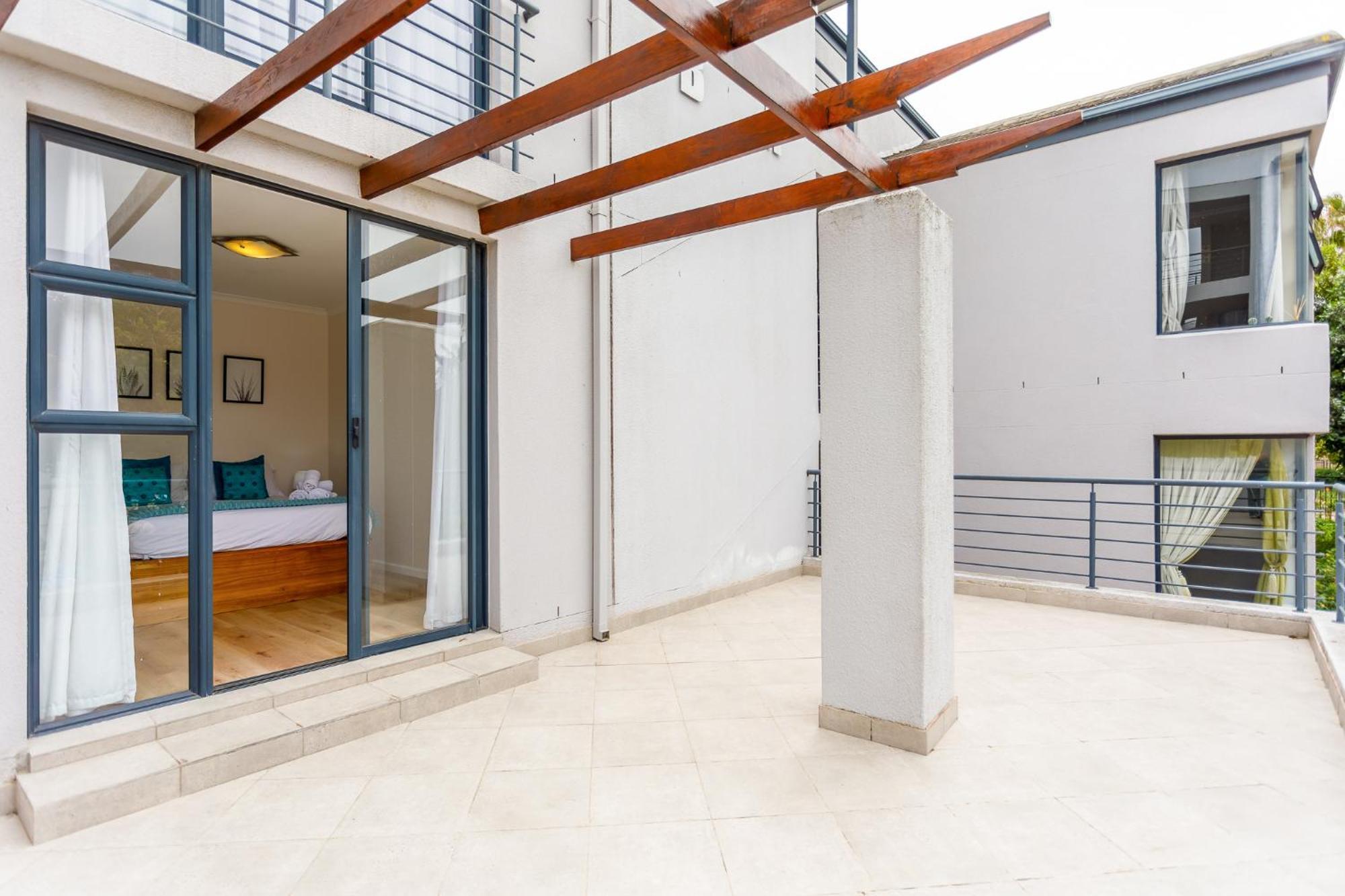 Waterstone West A103 By Ctha Cape Town
