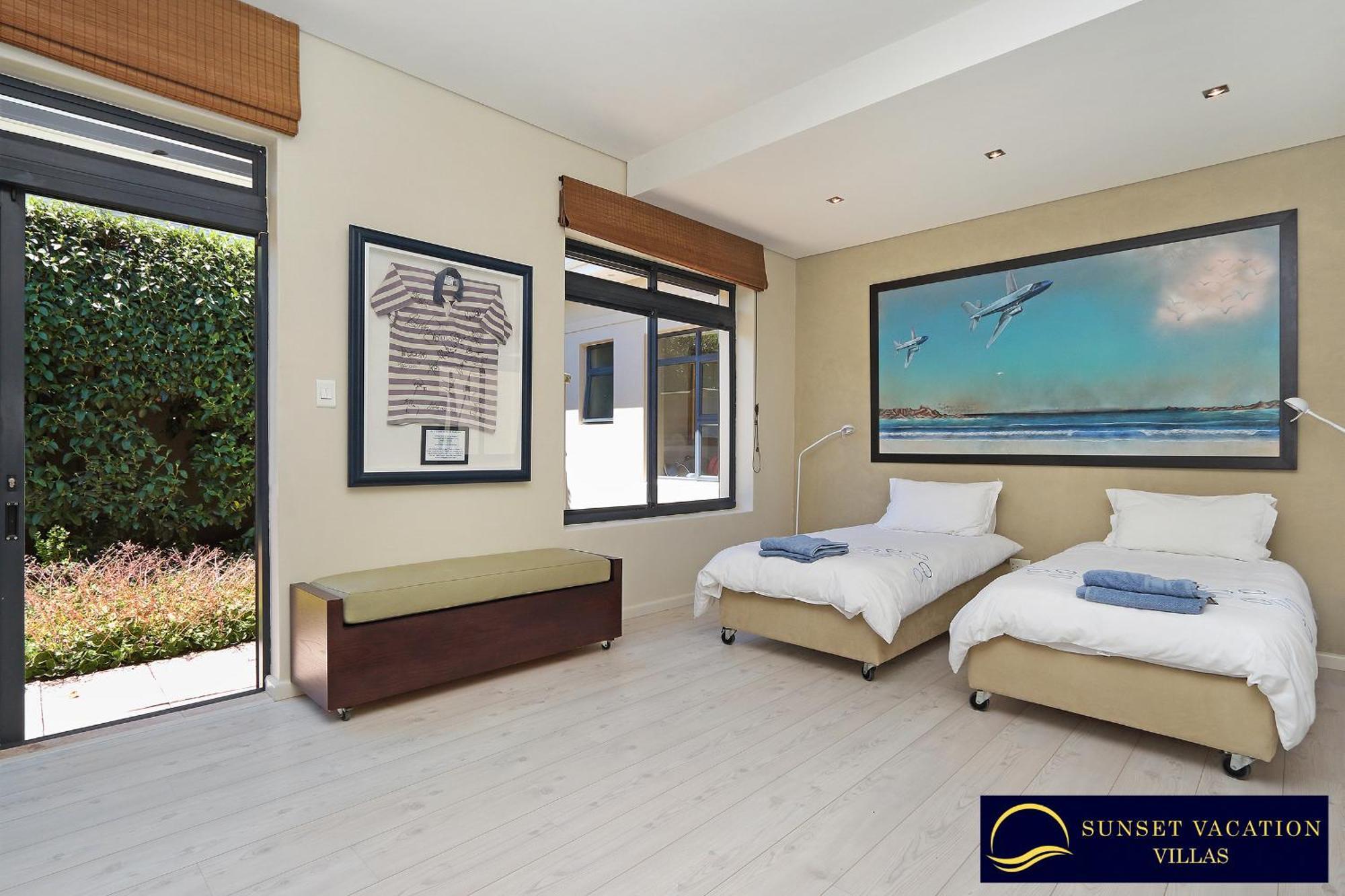 Kite Surfers Villa Cape Town