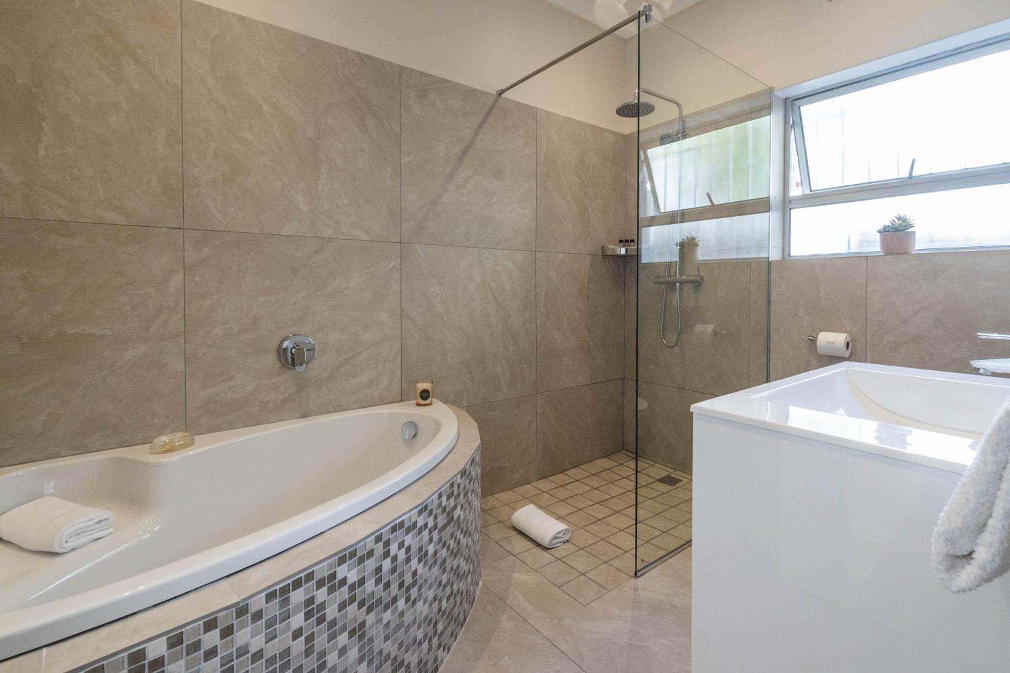 Atlantic Sunsets Camps Bay Villa With Ocean Views Villa