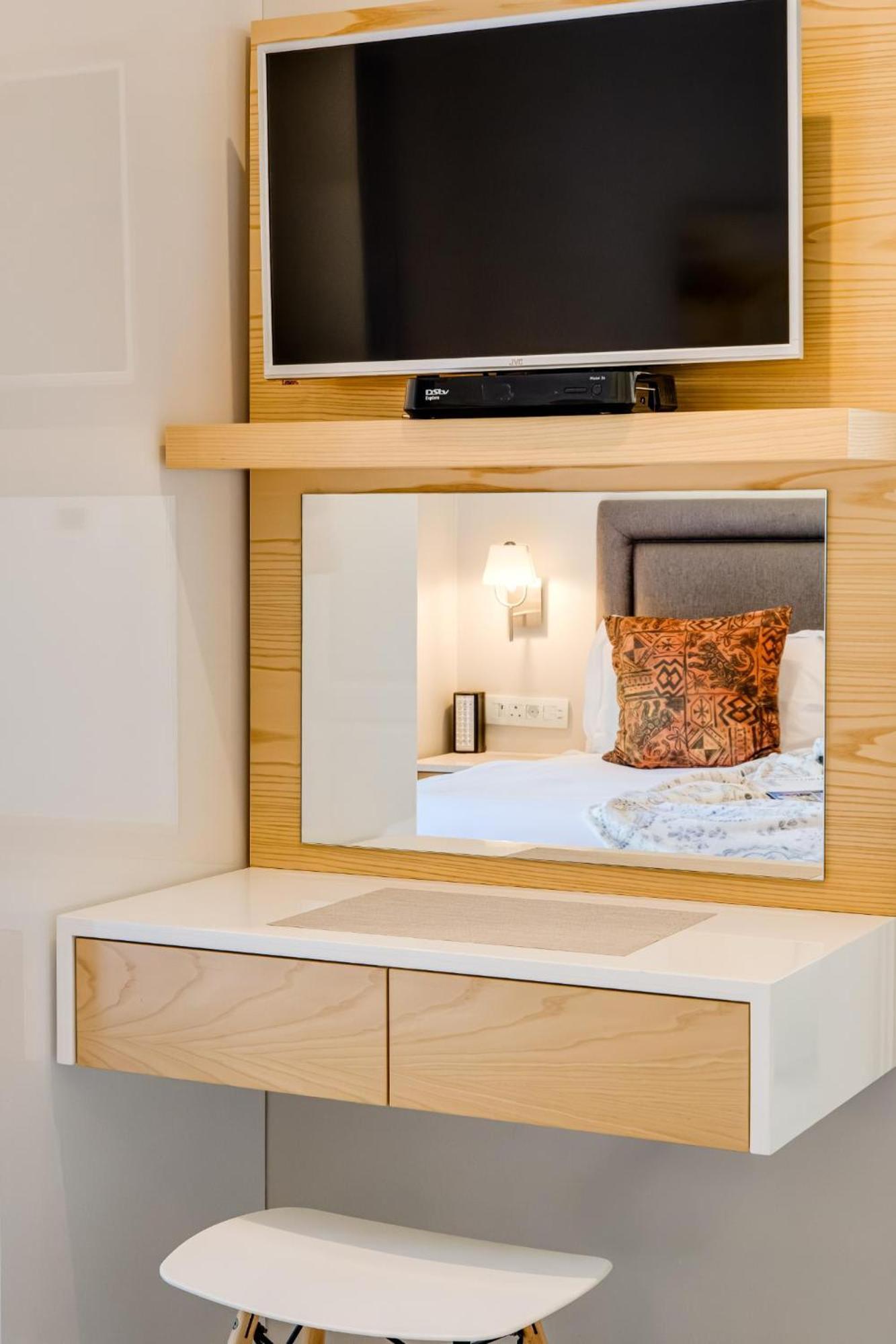 A Silvertide Apartment