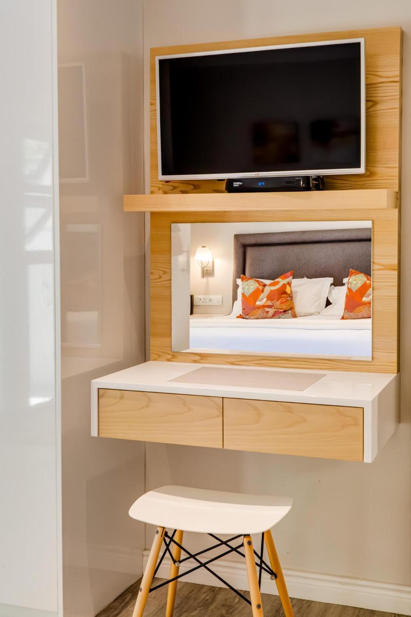 A Silvertide Apartment Cape Town