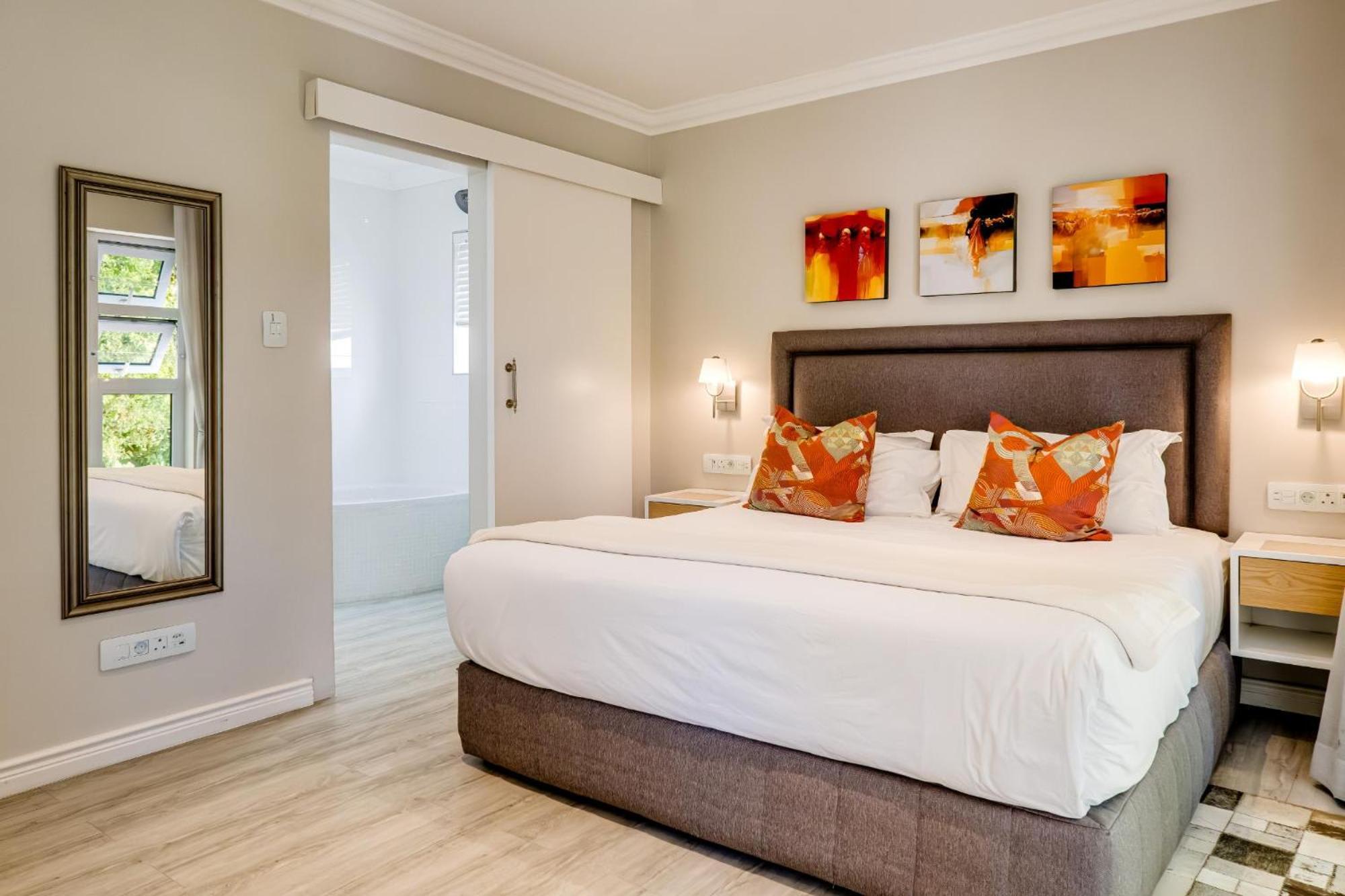 A Silvertide Apartment Cape Town