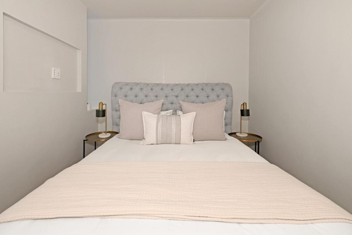 Apartment Halo - Sleek Urban At The Tokyo *