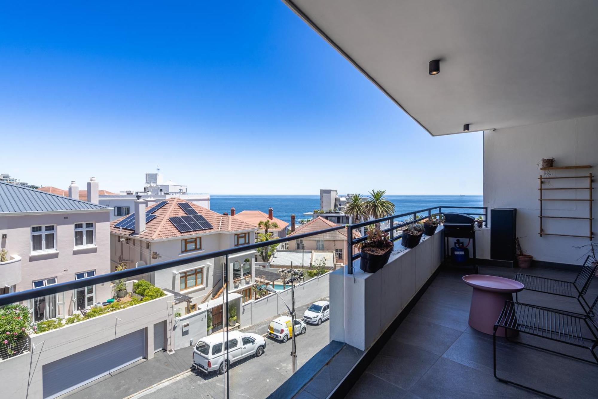 7 On Bantry Apartment *