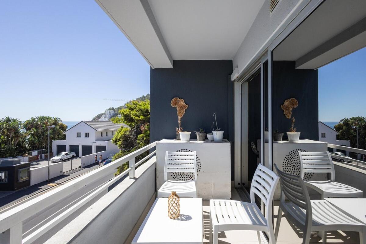 Luxury Clifton Steps To Iconic First Apartamento