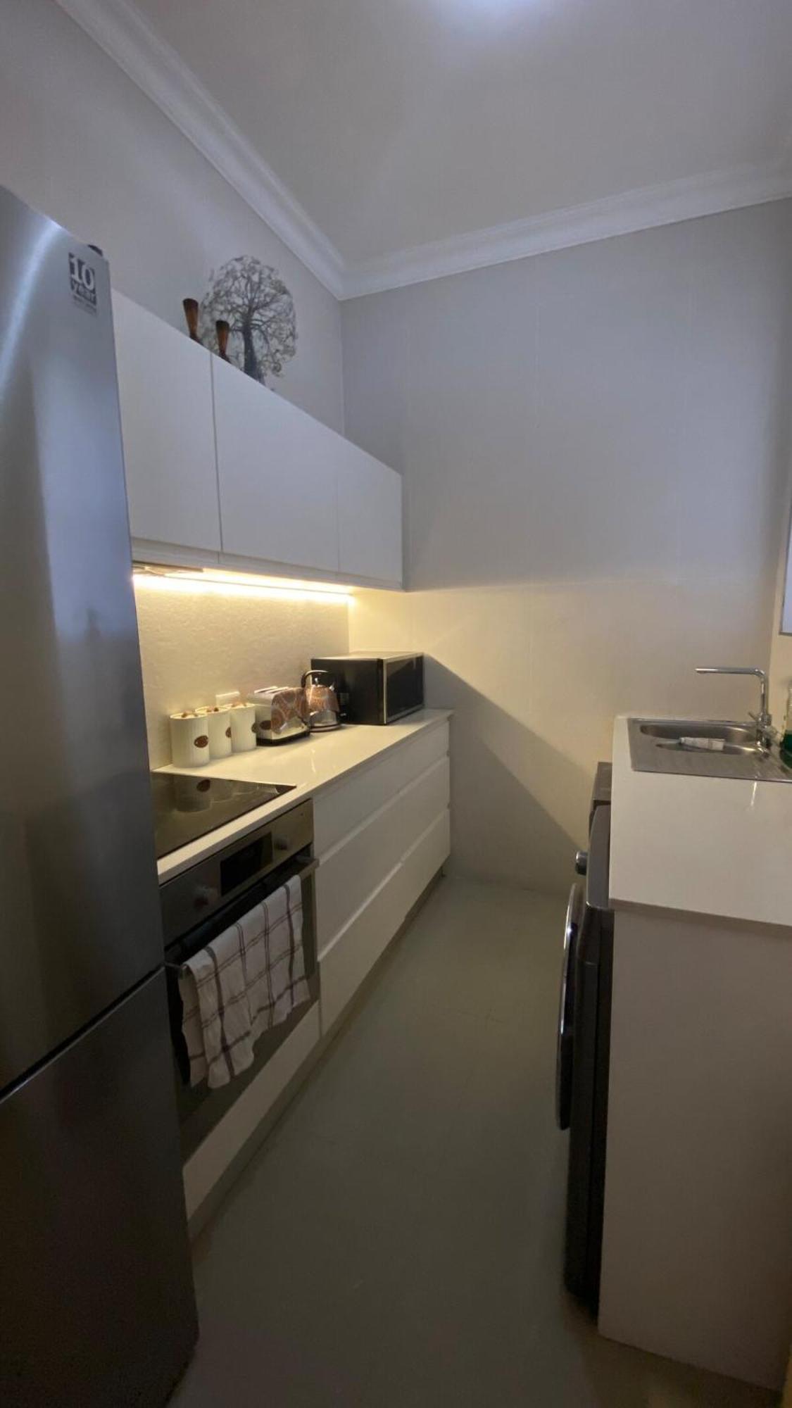 Vintage Alcove In Point, Sleeps 4 Apartment *
