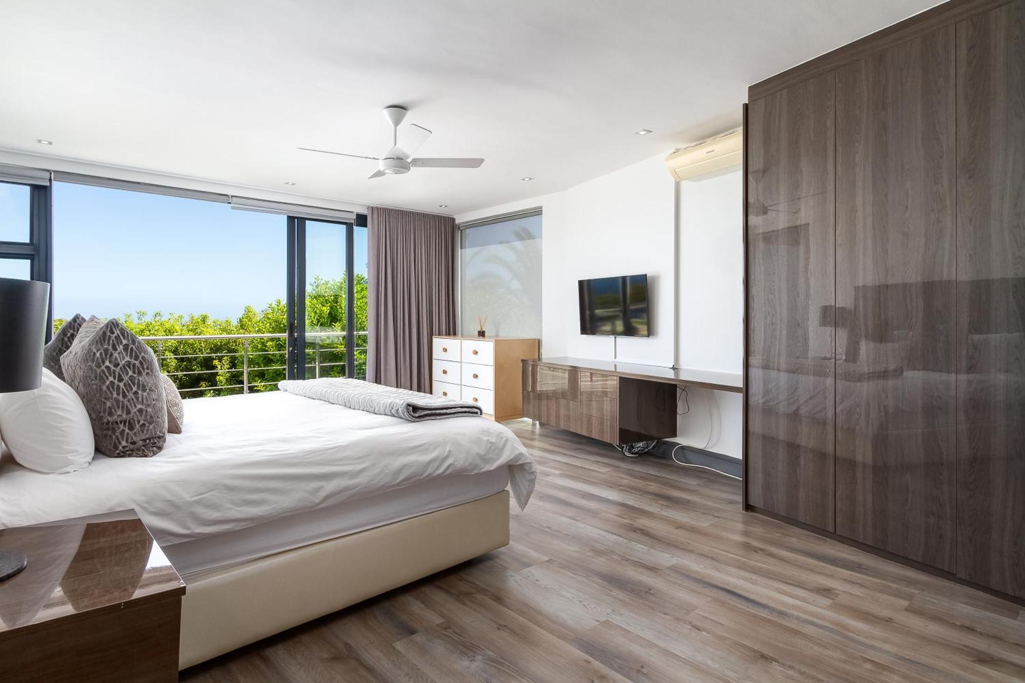 Horizon Sunset Camps Bay In - 2 Bedroom 3 Bathroom No Powercuts Apartment Cape Town