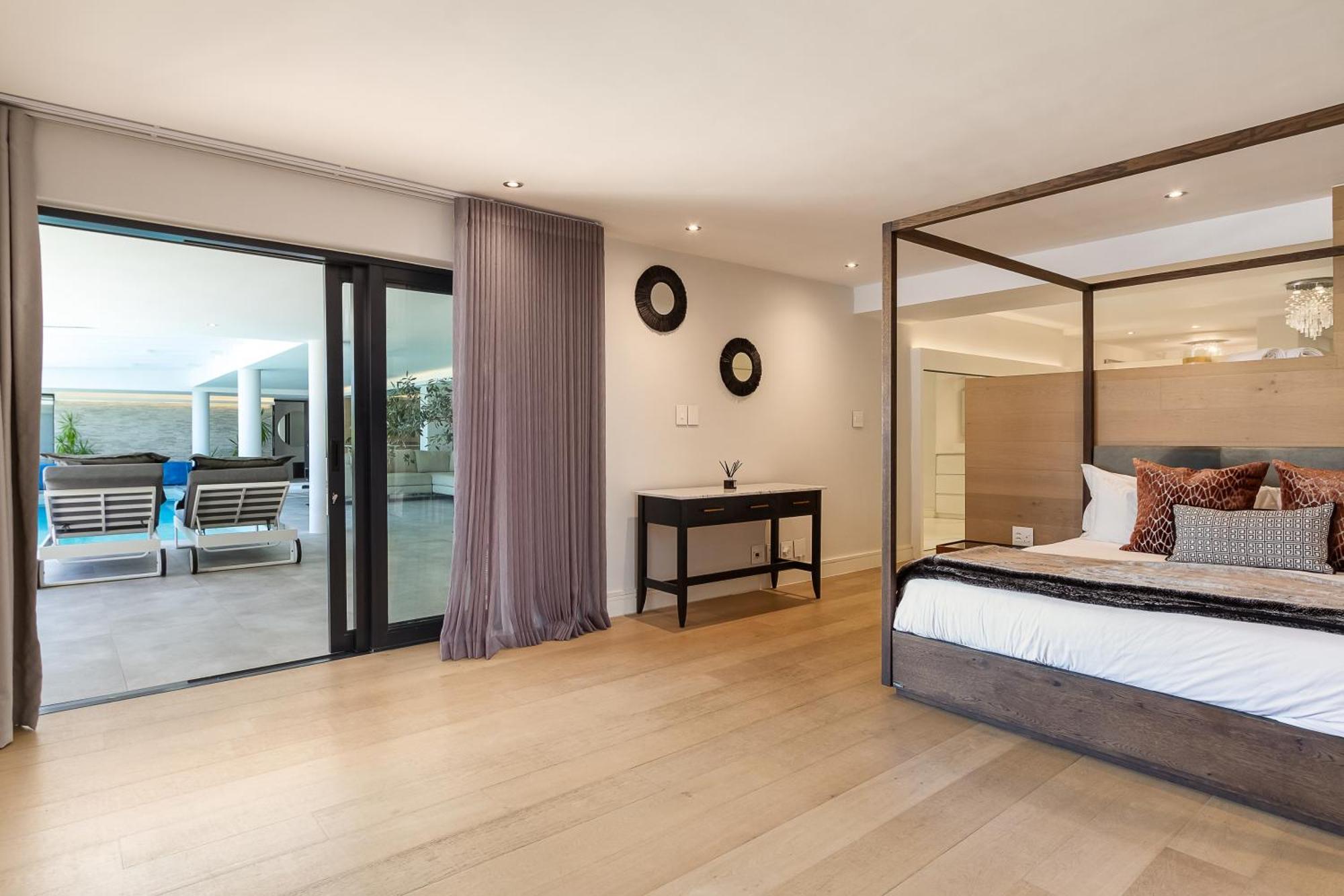Horizon Sunset Camps Bay In - 2 Bedroom 3 Bathroom No Powercuts Apartment