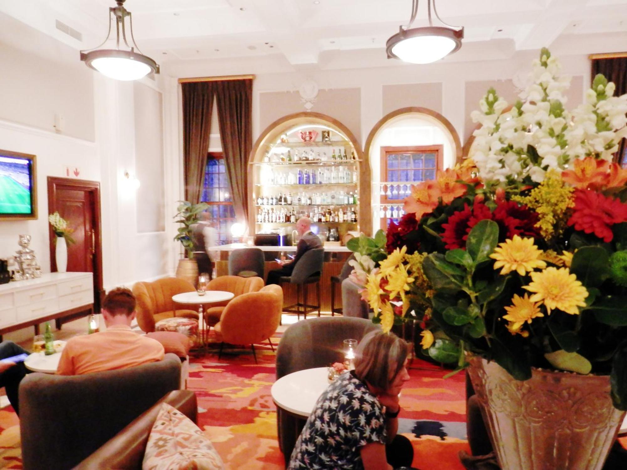 Taj - Spacious 5 Star With Kitchenette - Privately Rented 5*