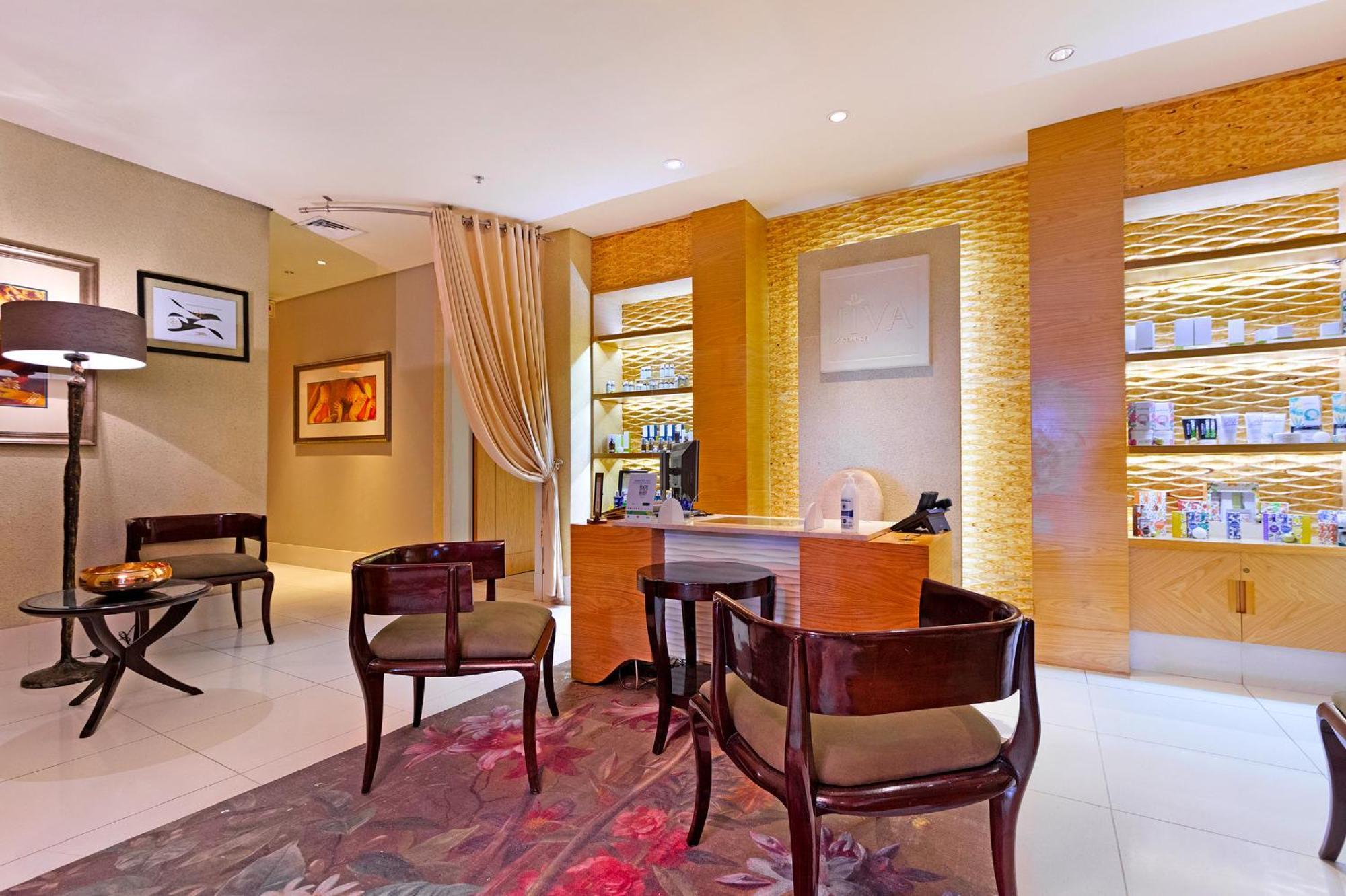 Taj - Spacious 5 Star With Kitchenette - Privately Rented 5*