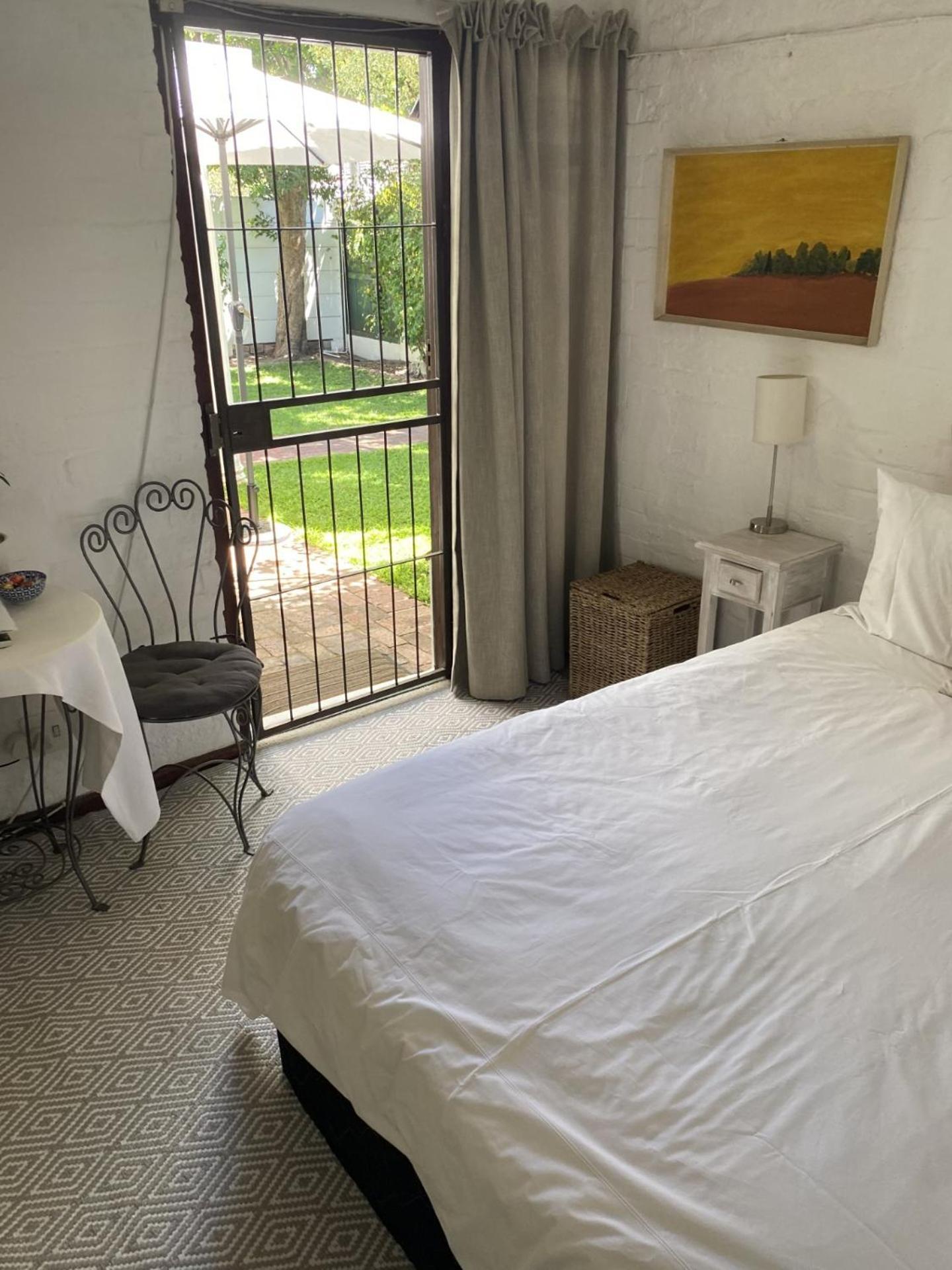 Homestay Delightful Surrey Street *