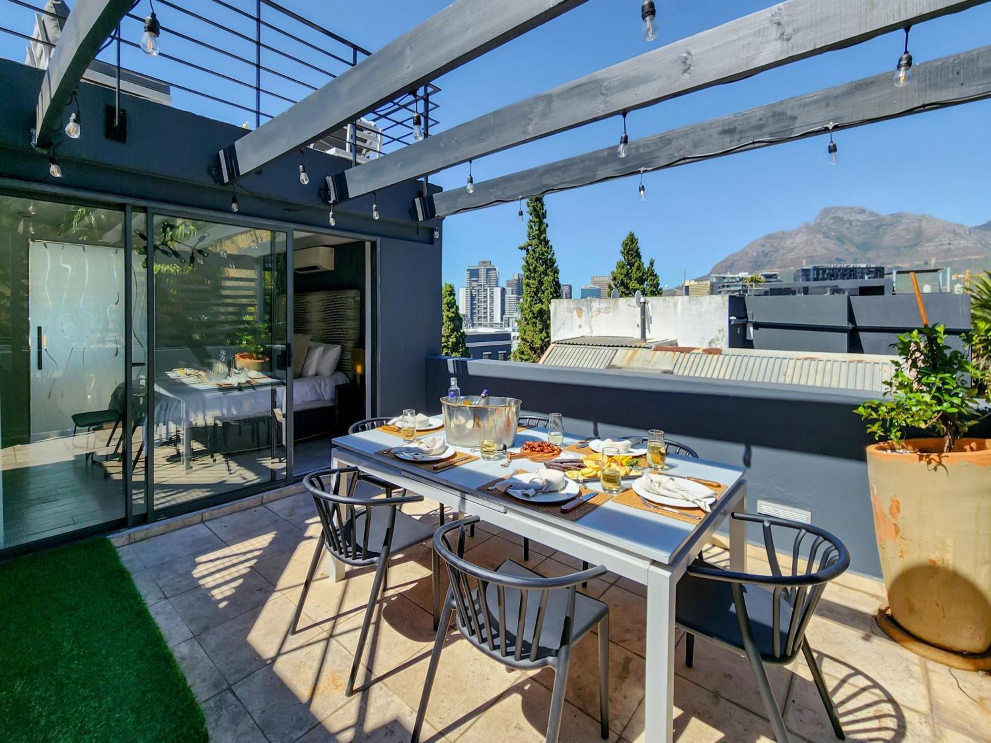 The Honeycomb A 3 Bed In De Waterkant With Hot Tub *