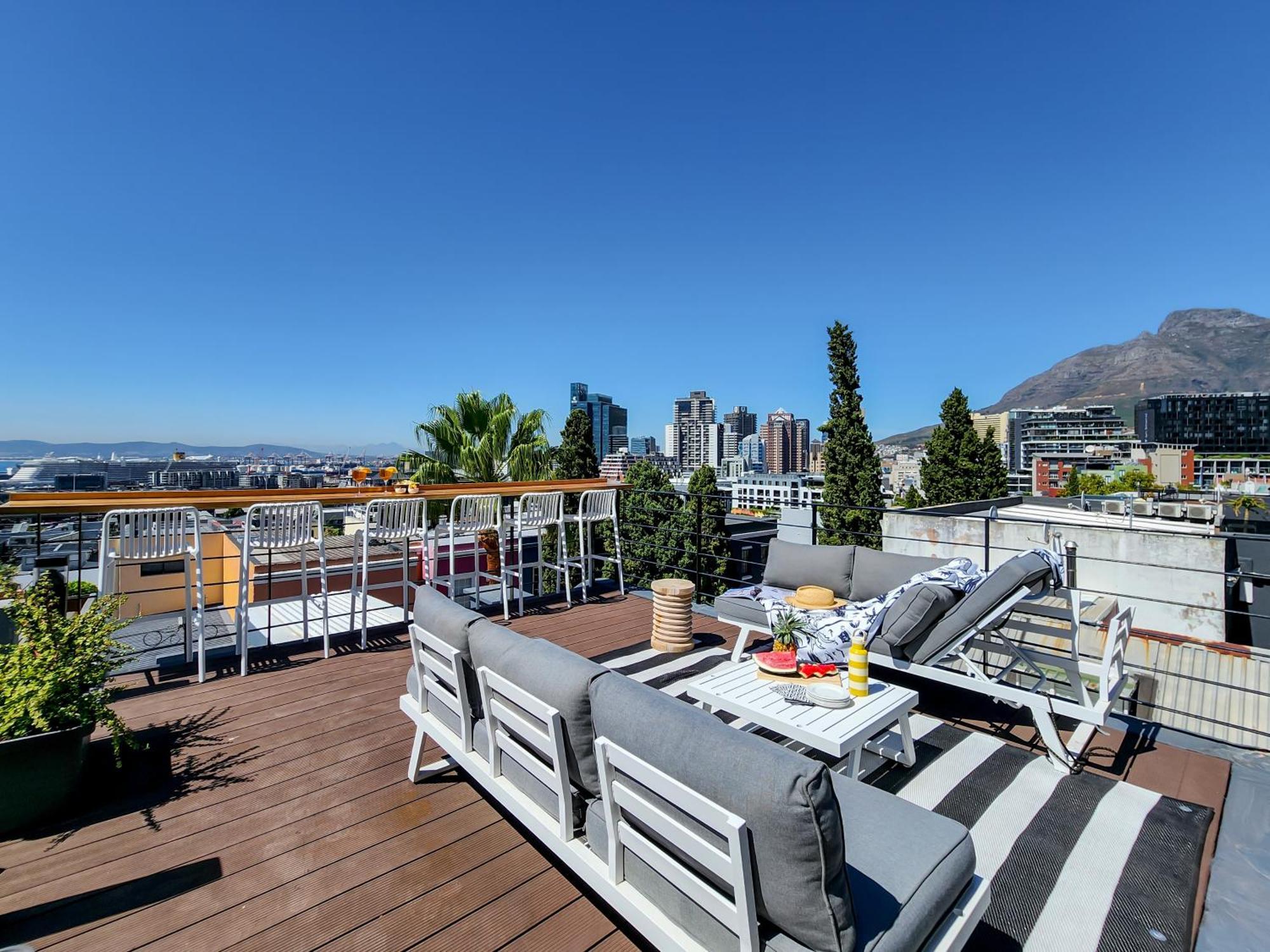 The Honeycomb A 3 Bed In De Waterkant With Hot Tub *