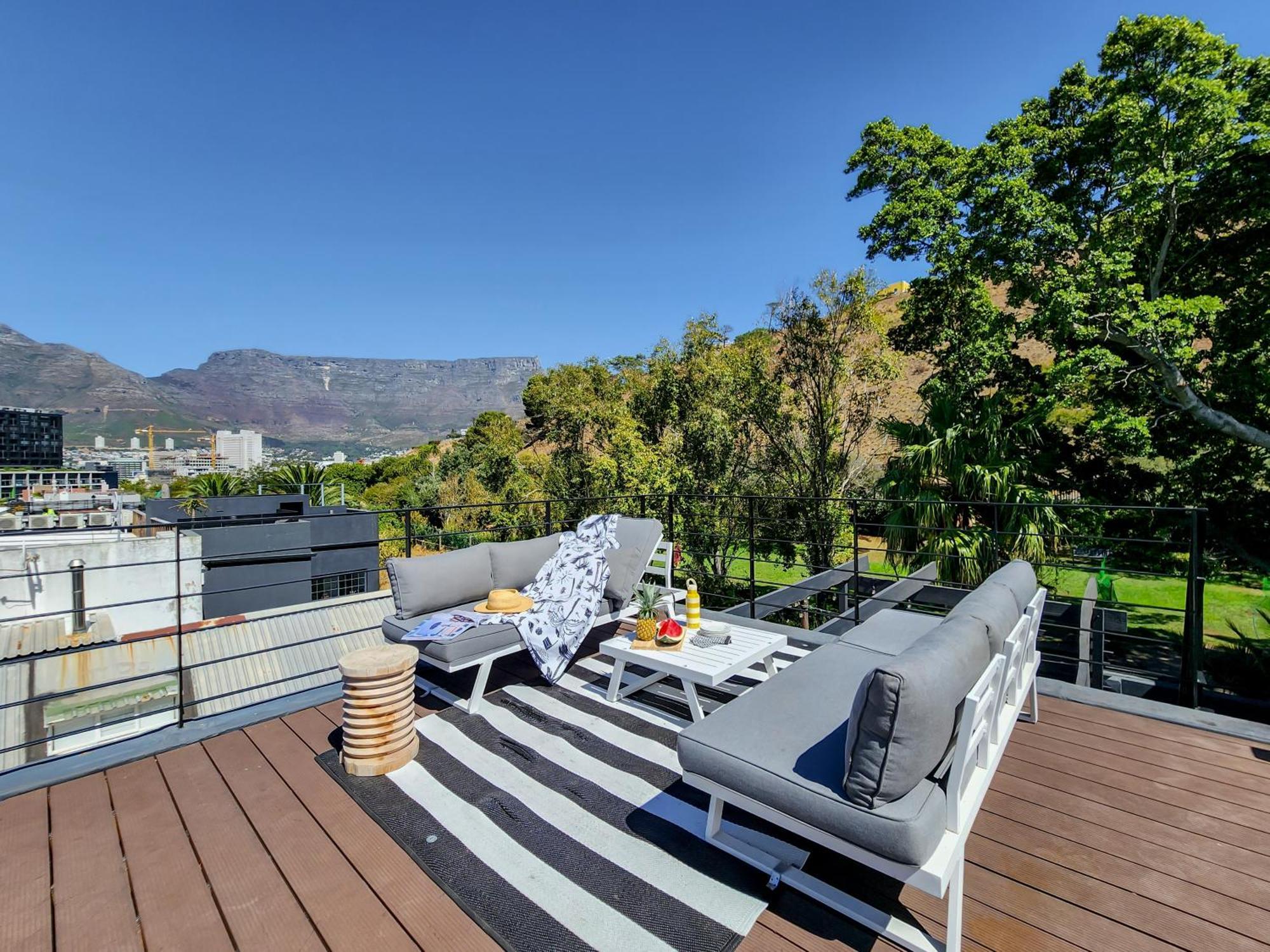The Honeycomb A 3 Bed In De Waterkant With Hot Tub *