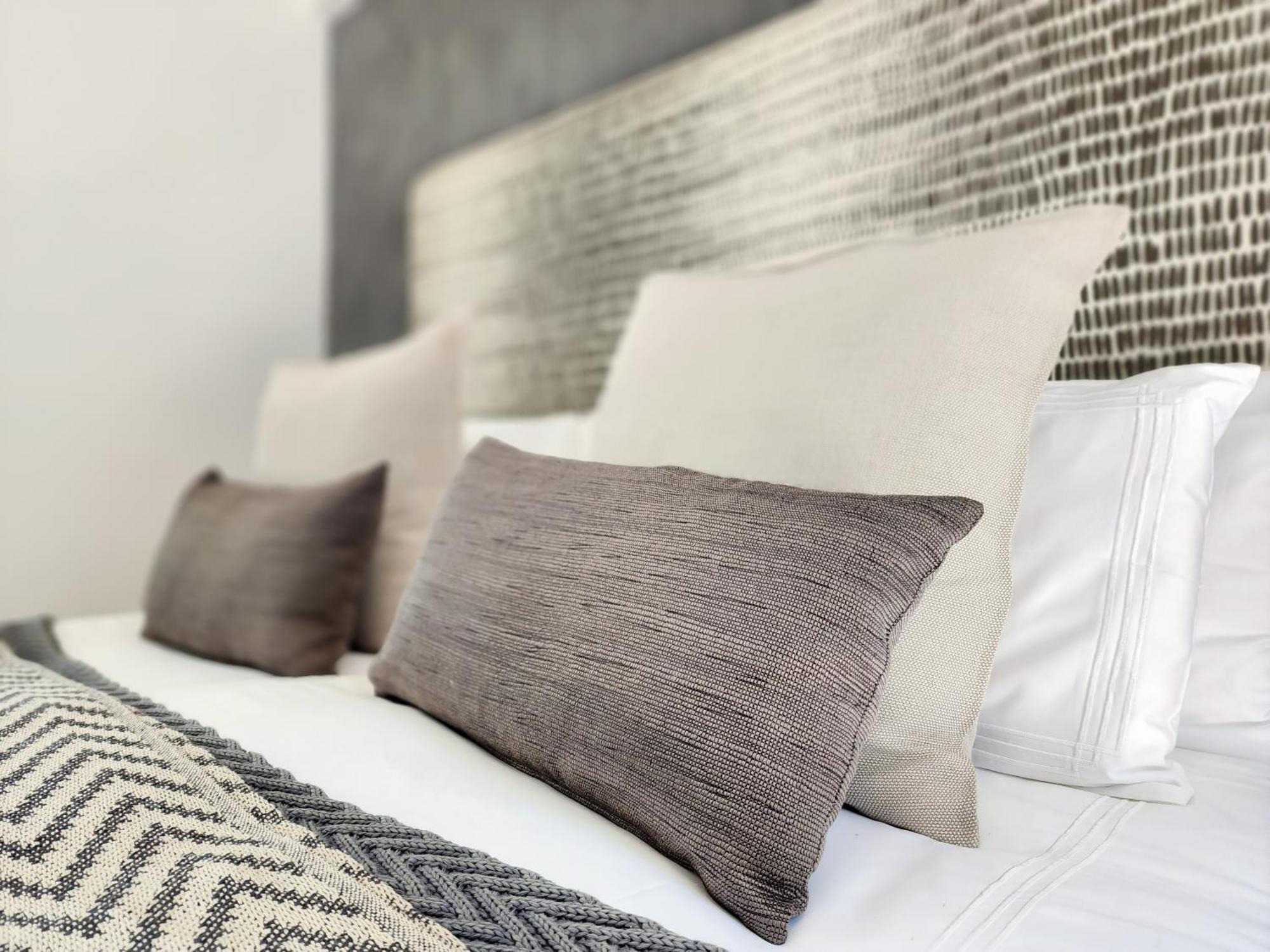 The Honeycomb A 3 Bed In De Waterkant With Hot Tub Casa de férias