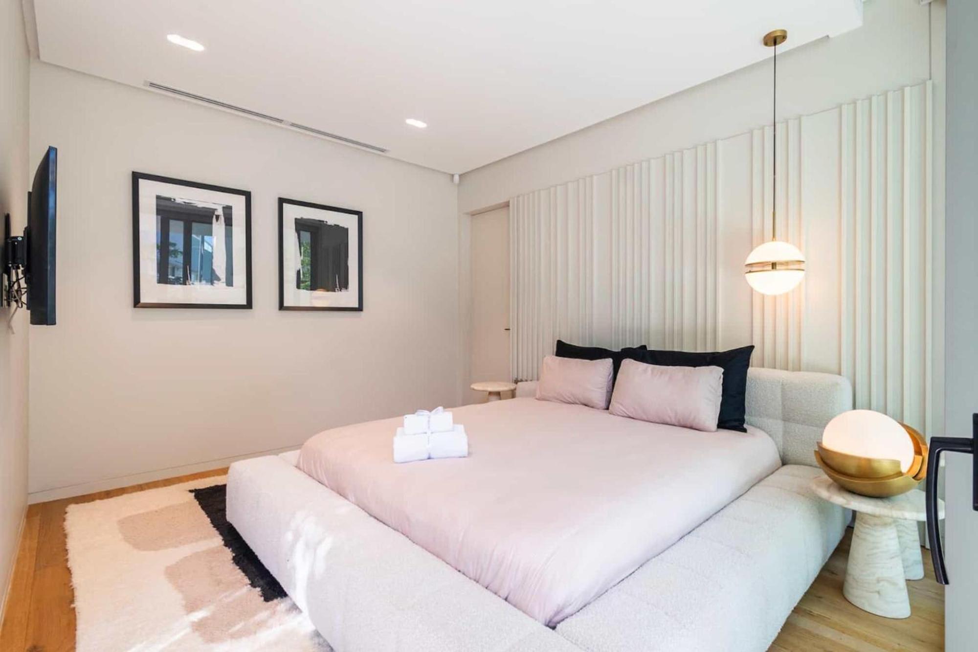 Grand Camps Bay 5bed W Views Pool Gym Serena Villa *