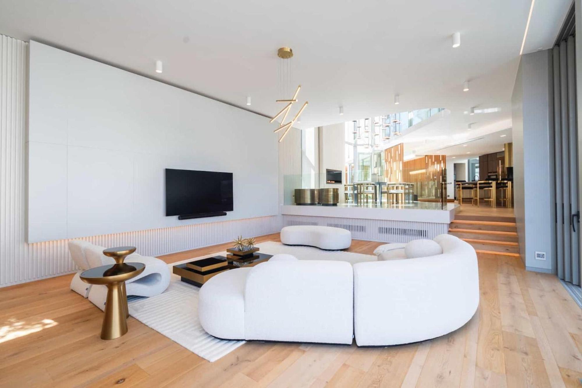 Grand Camps Bay 5bed W Views Pool Gym Serena