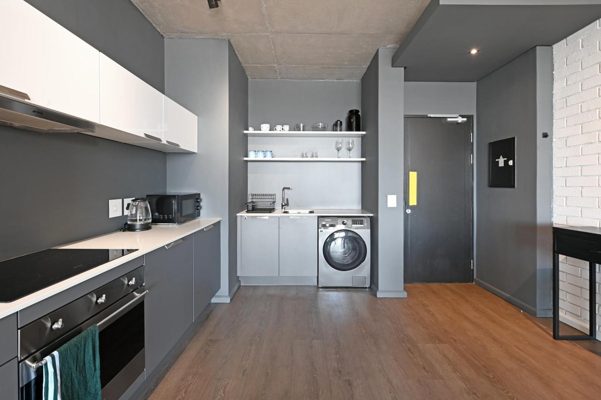 Industrial-chic With Dockyard Views Wex 1 * Cape Town