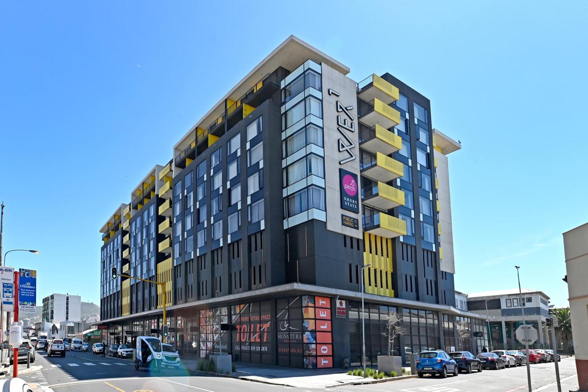 Industrial-chic With Dockyard Views Wex 1 Apartment Cape Town