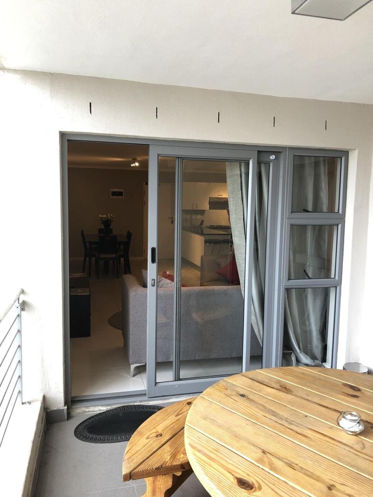 Apartment Spacious 2-bedroom *