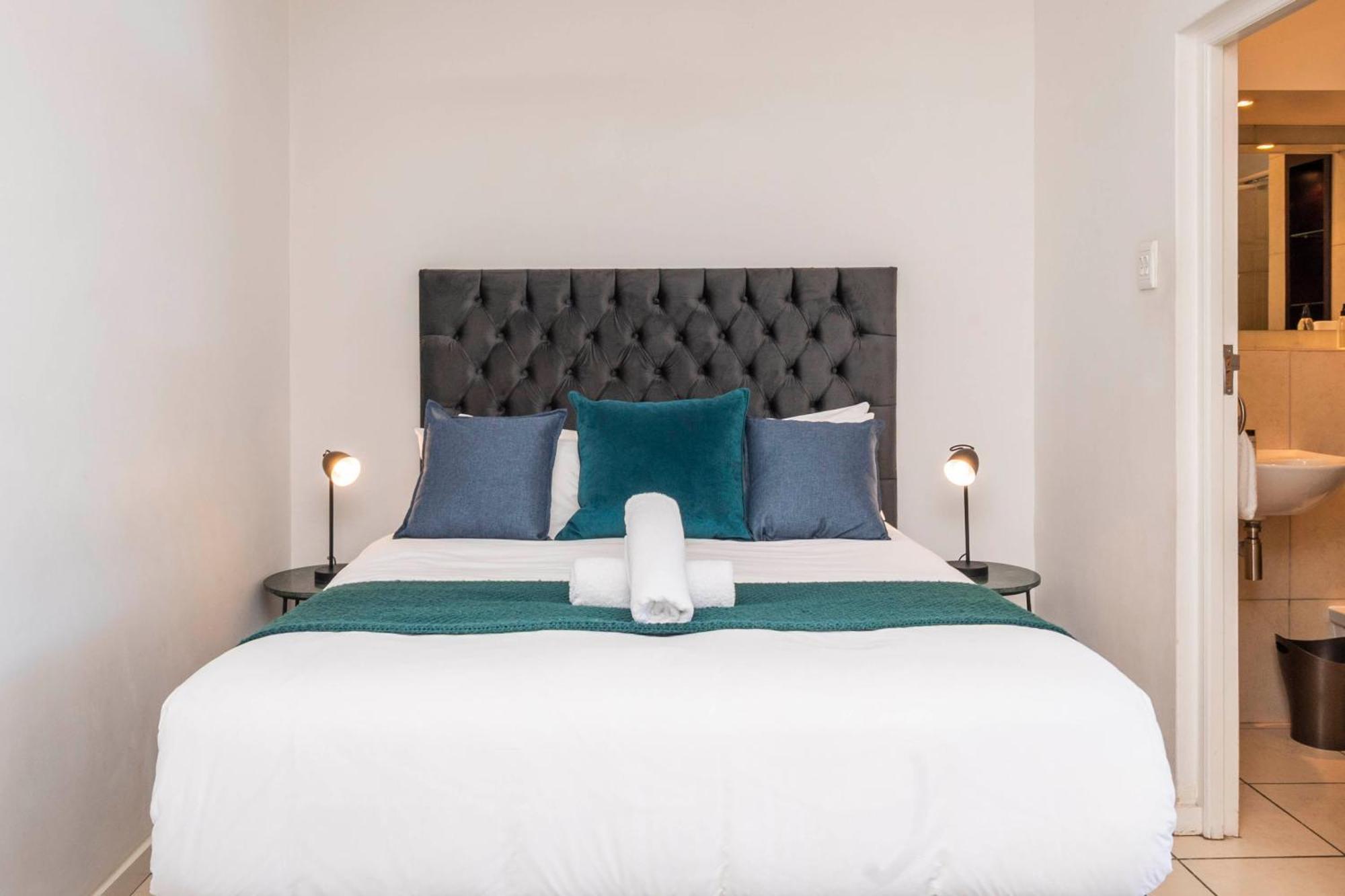 Cosy, Central, Homely Feel Apartment