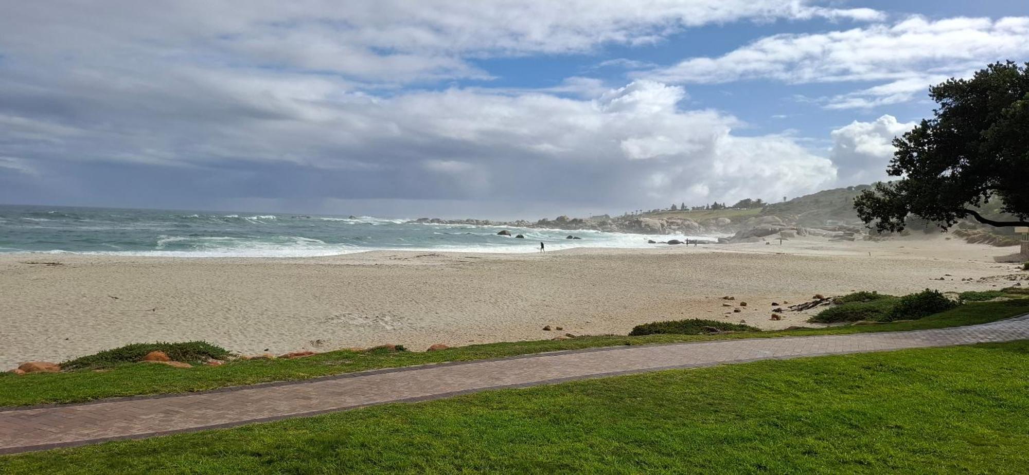 Blouberg Luxury *