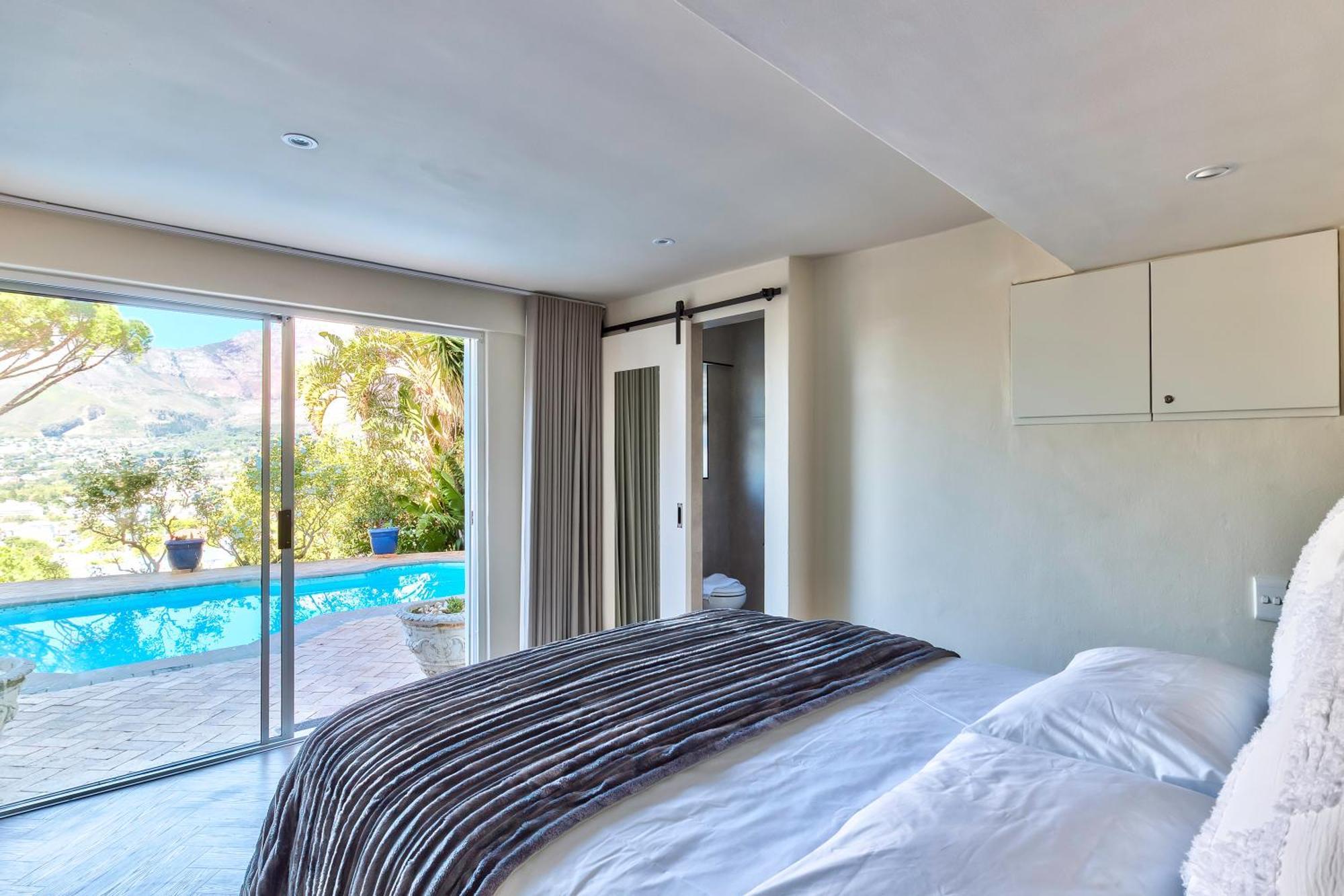 Spectacular 1 Bed Apartment *