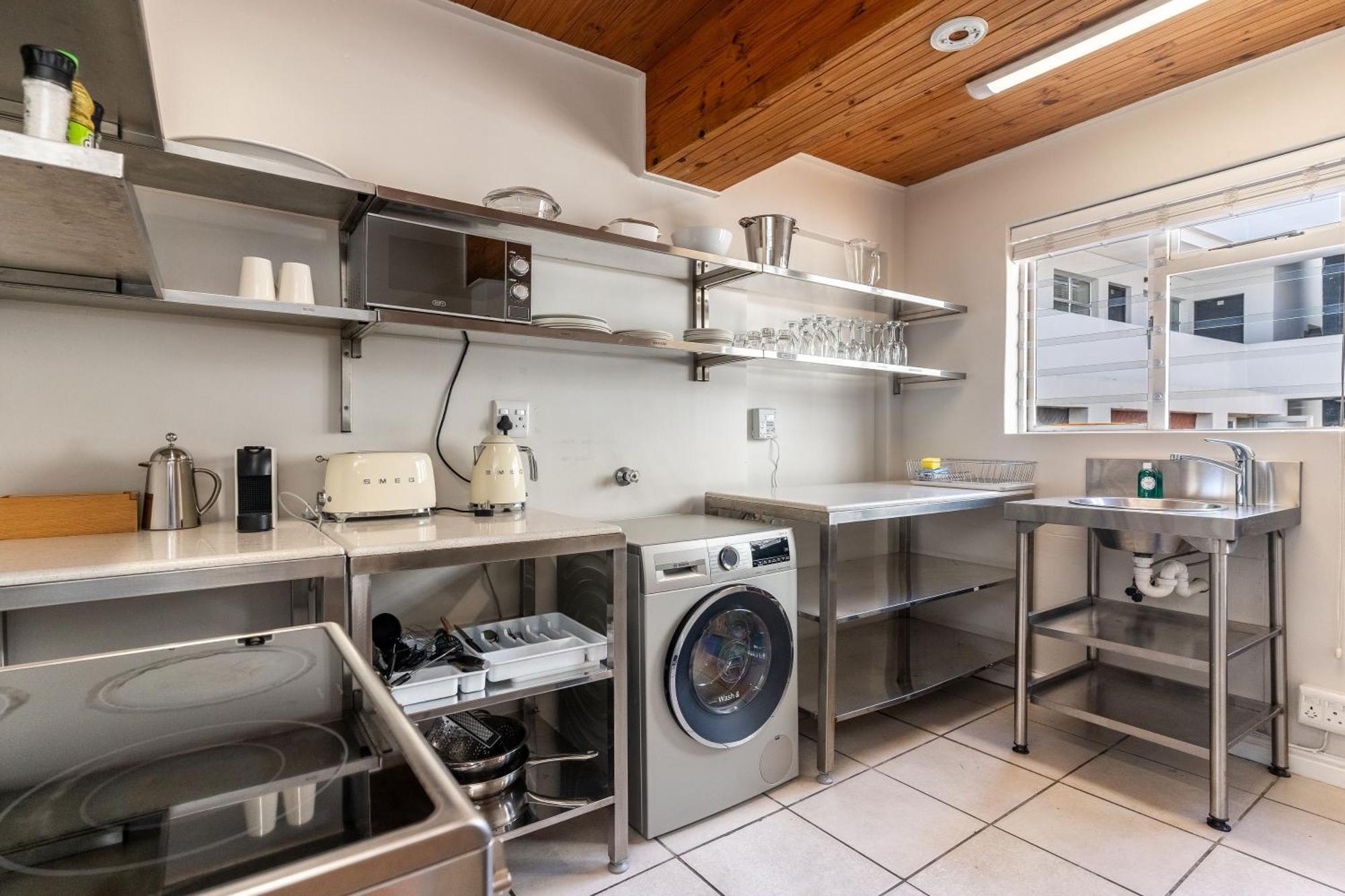 Camps Bay Village Aparthotel