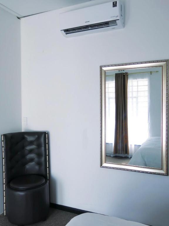 Guest house 33 Goulborn Street Goodwood *