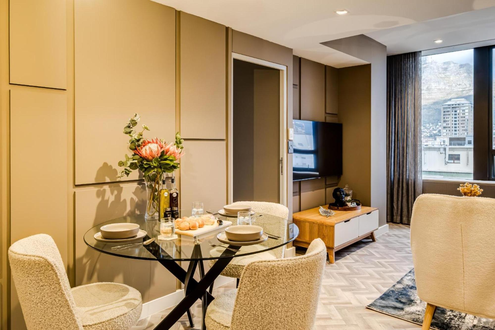 Table Mountain 1bd 1603 Apartment Cape Town