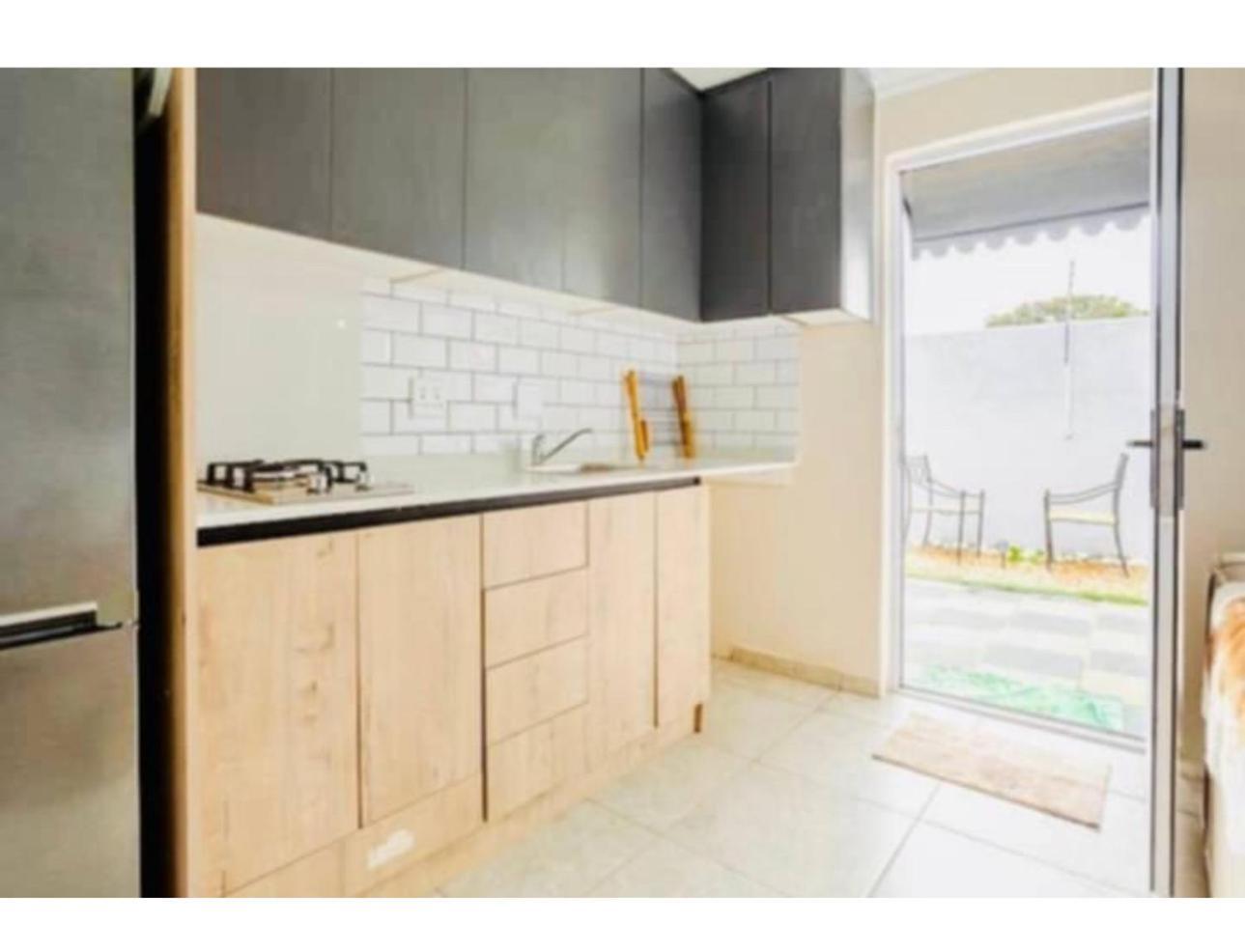 Caline Vip Luxury Jacuzzi &, Swimming Pool Mews Bed & Breakfast
