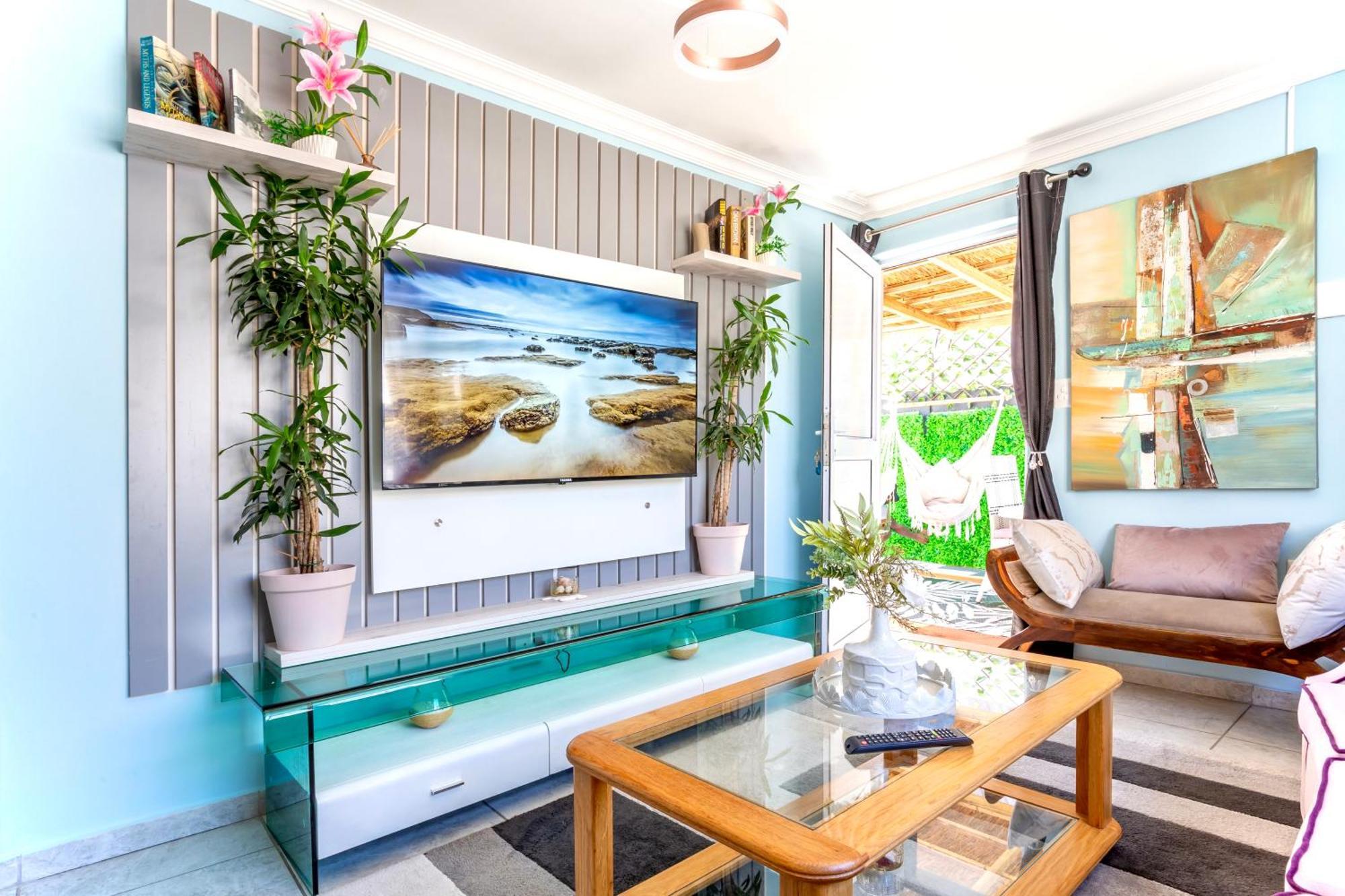 Caline Vip Luxury Jacuzzi &, Swimming Pool Mews Cape Town