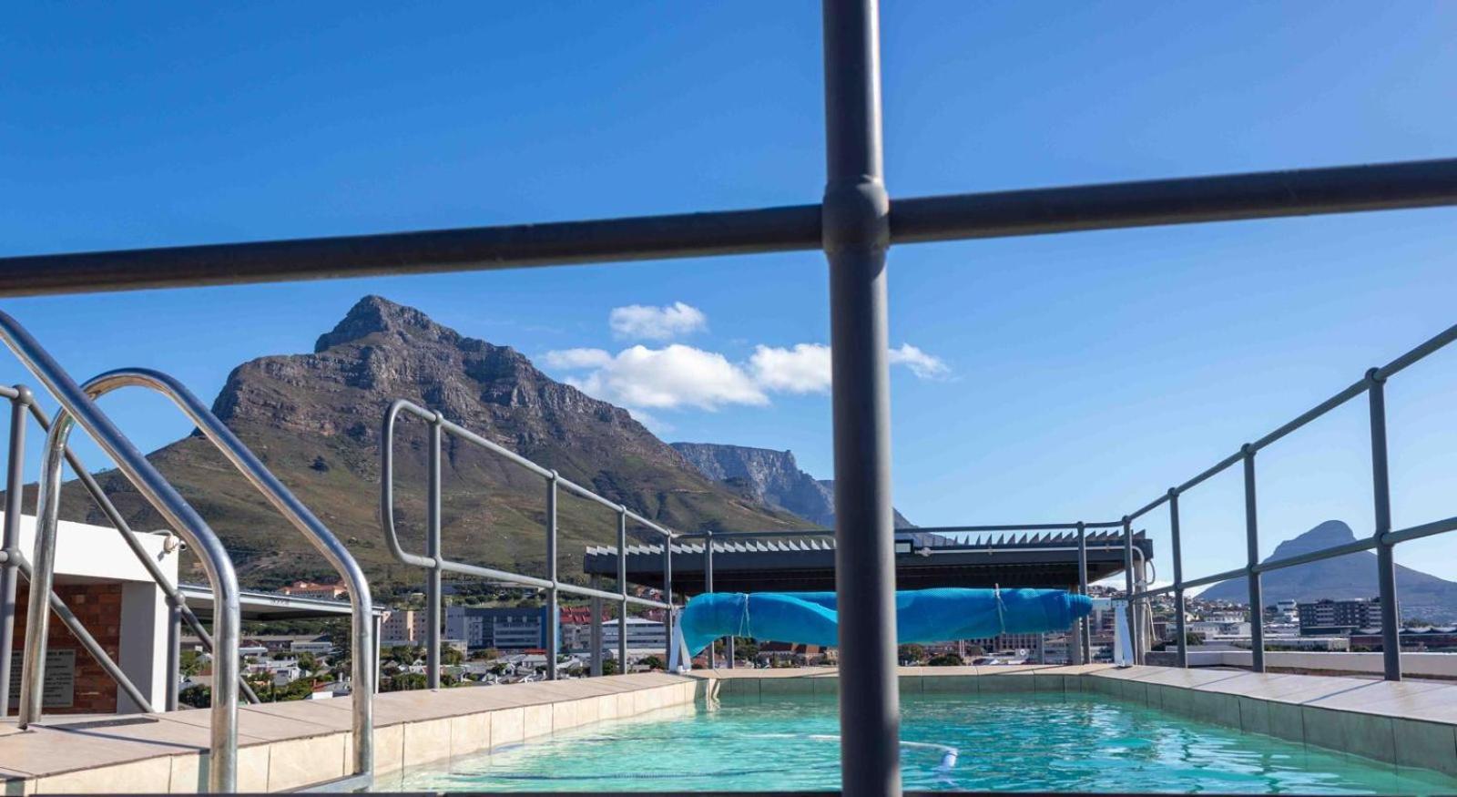 Apartment Spacious 2 Bed With Mountain Views The Factory Cape Cape Town