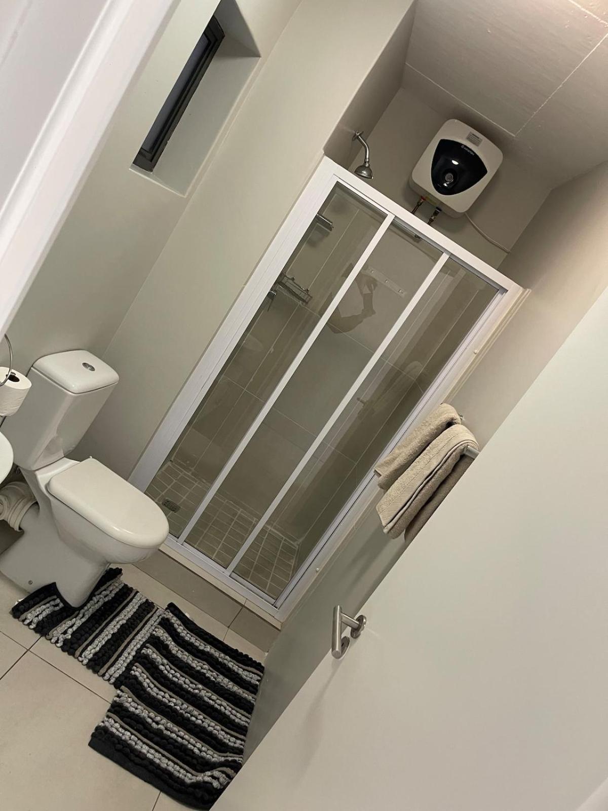 Spacious 2 Bed With Mountain Views The Factory Cape Apartment