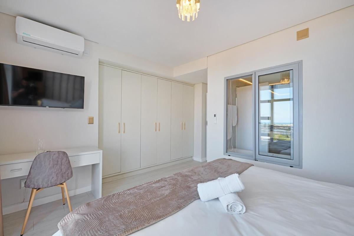Ultra Luxury 3 Bed Knightsbridge Penthouse Apartment *