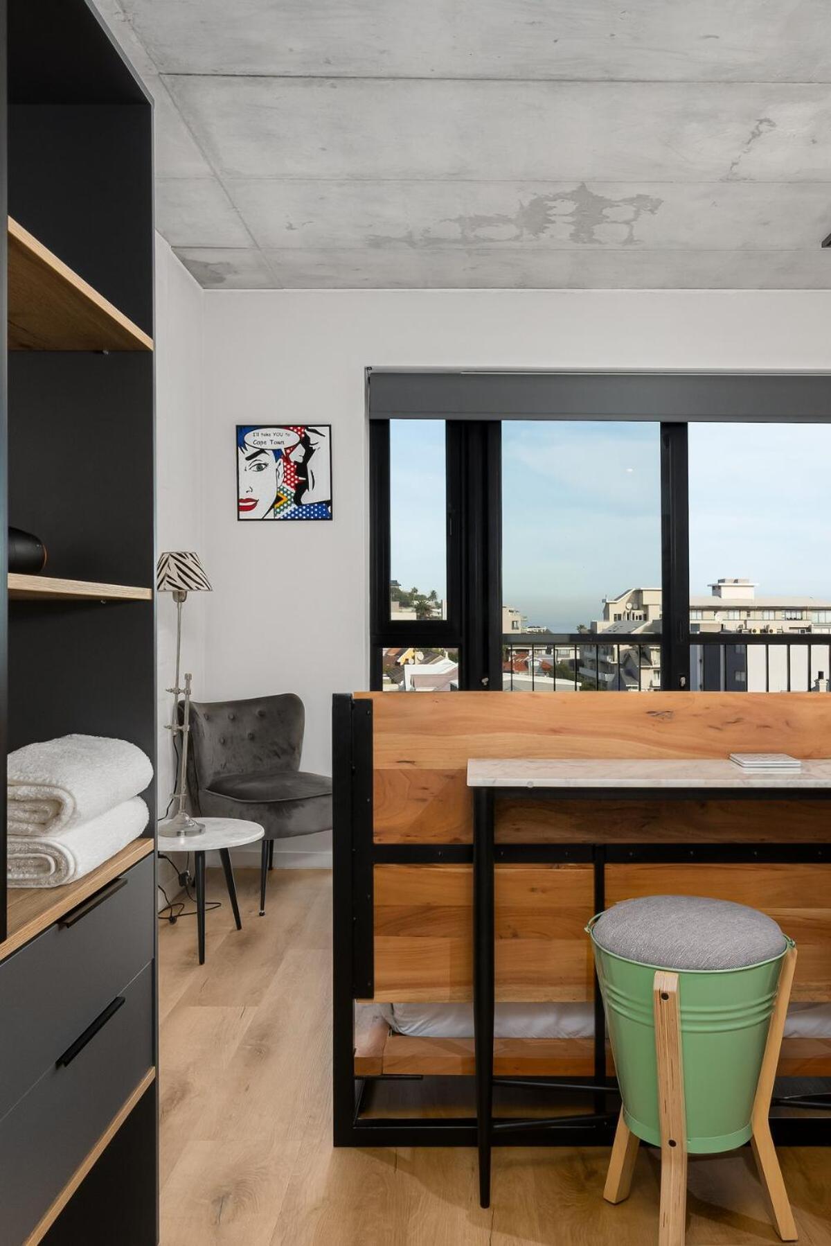 Floor Loft, Dream Views, Beachside * Cape Town
