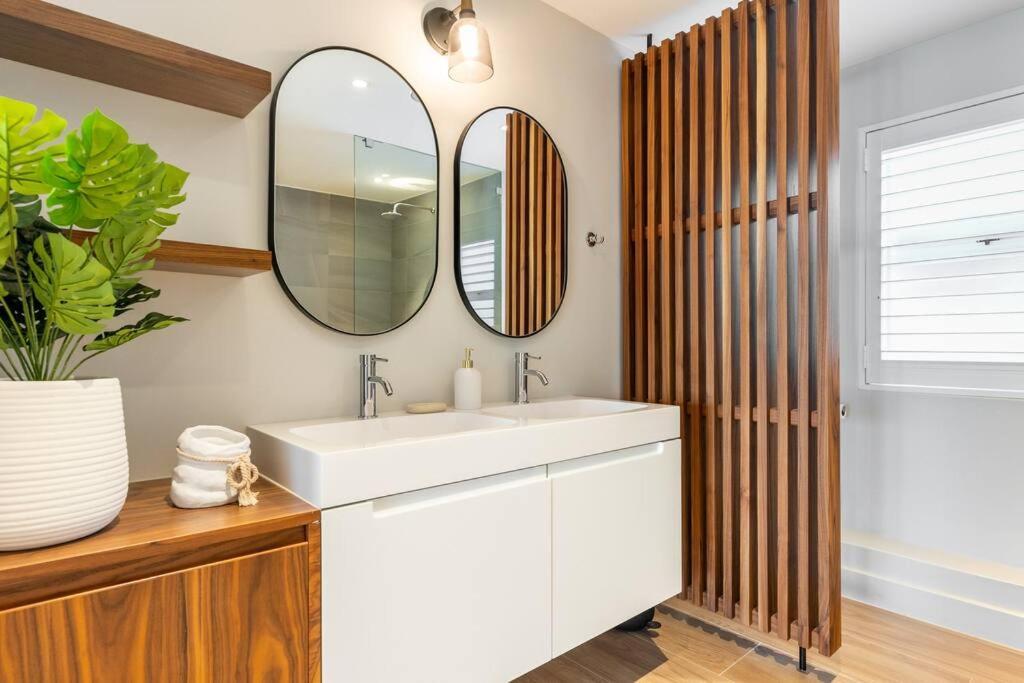 Holiday home Camps Bay Gem Ocean & Mountain Views *