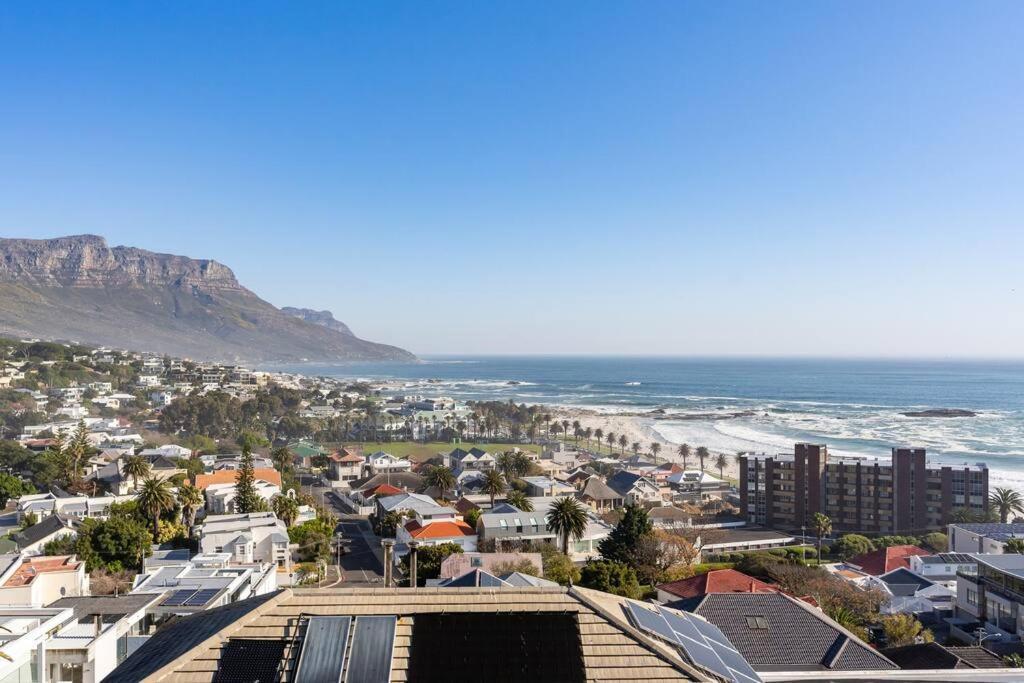 Camps Bay Gem Ocean & Mountain Views