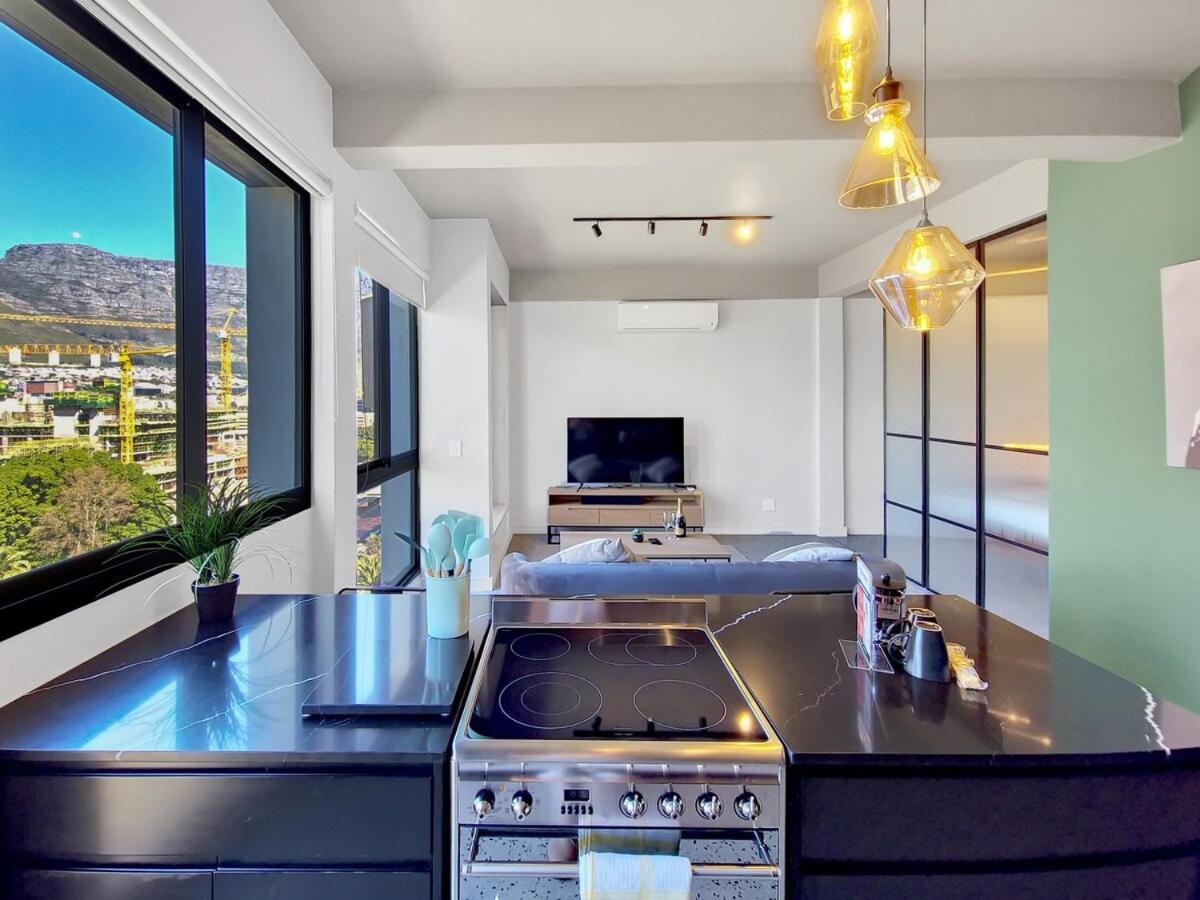 Apartamento Stylish With Rooftop Pool! *