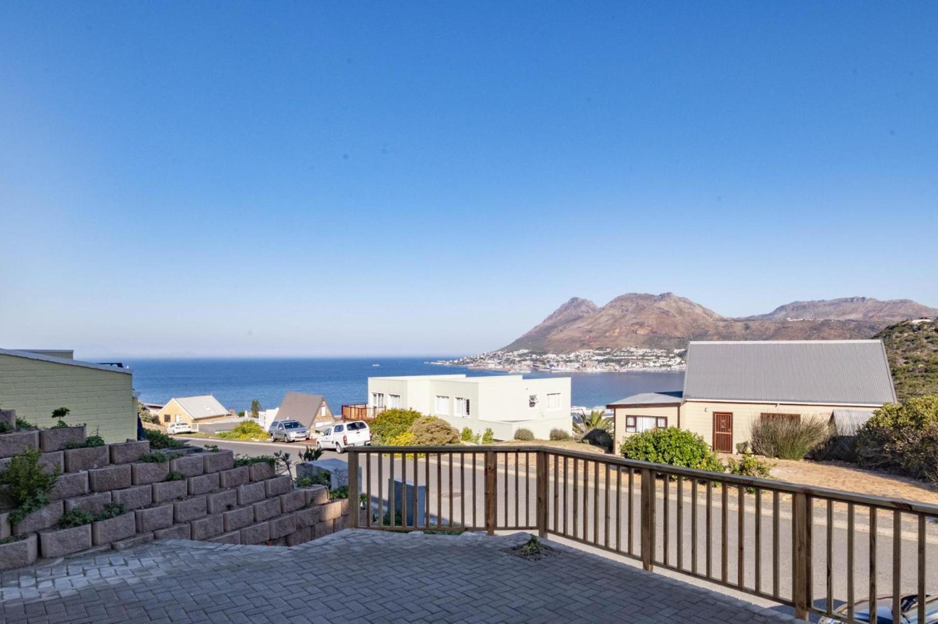 Glen Marine Sea Mountain Apartment Cape Town